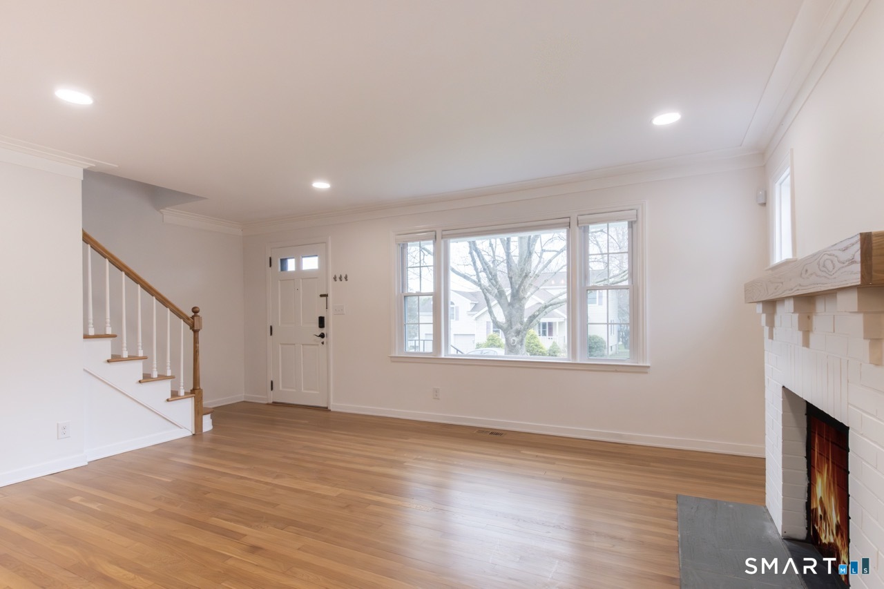 18 Maple Street