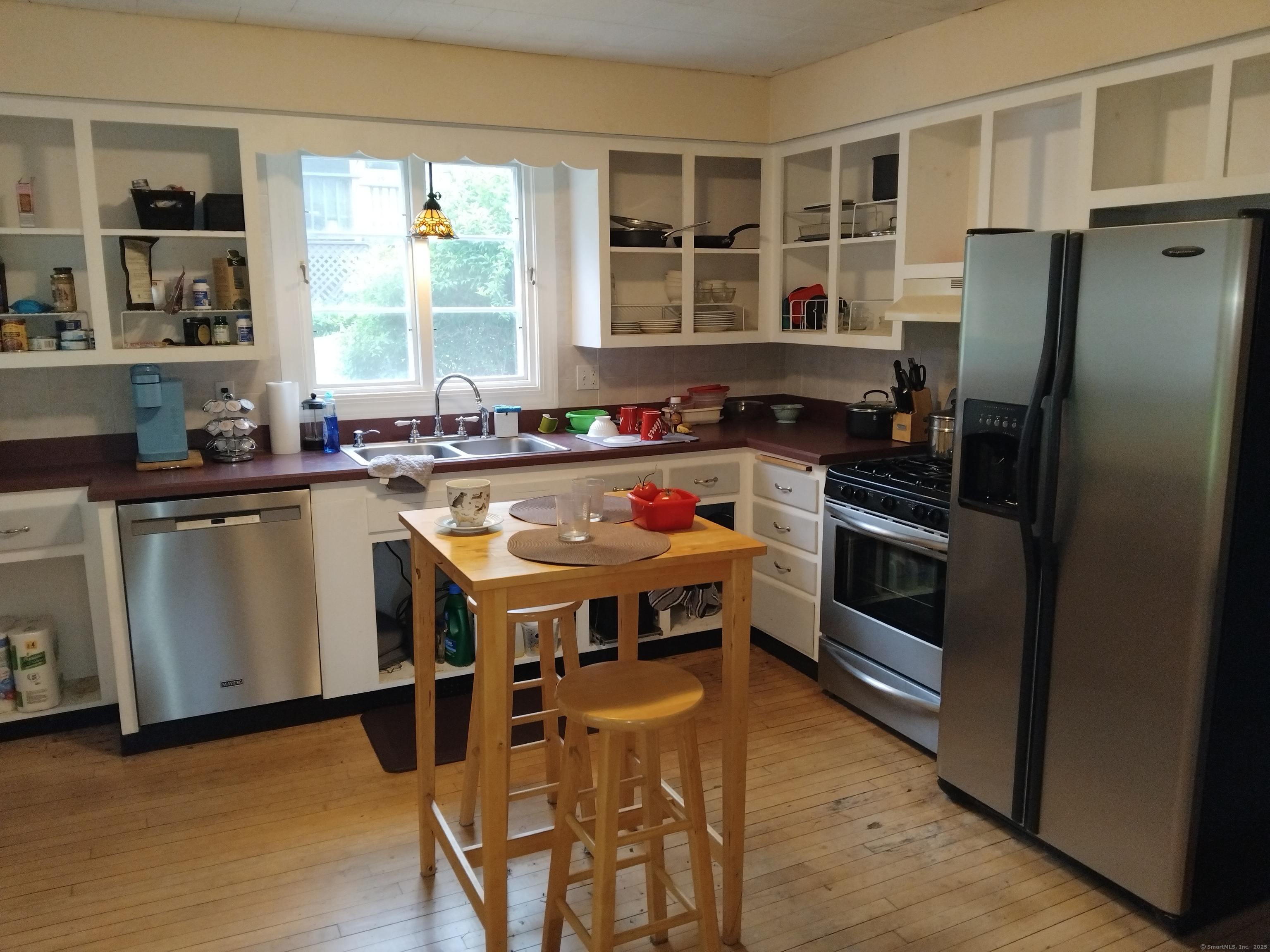21 Roosevelt Avenue