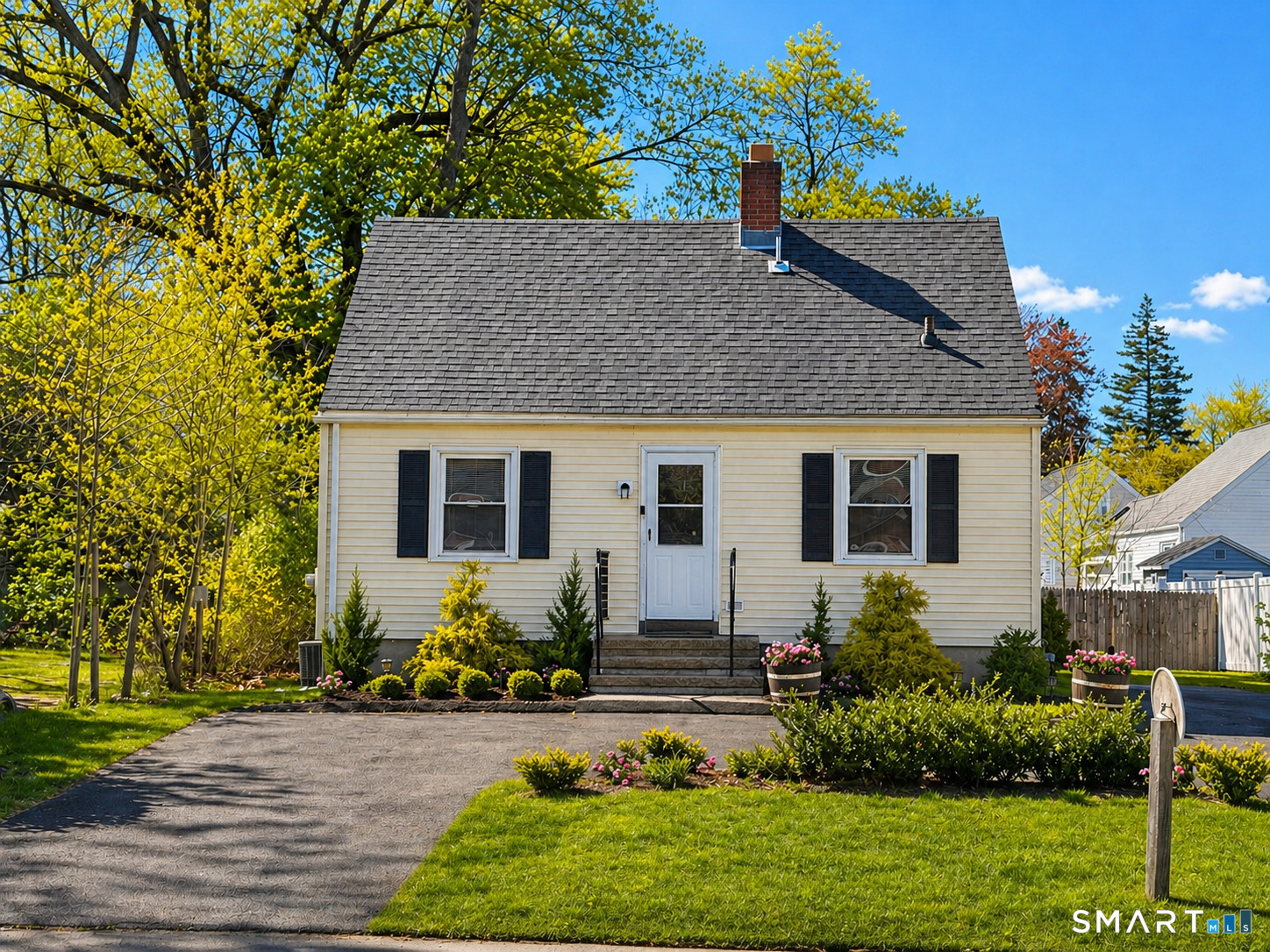 121 Pool Road