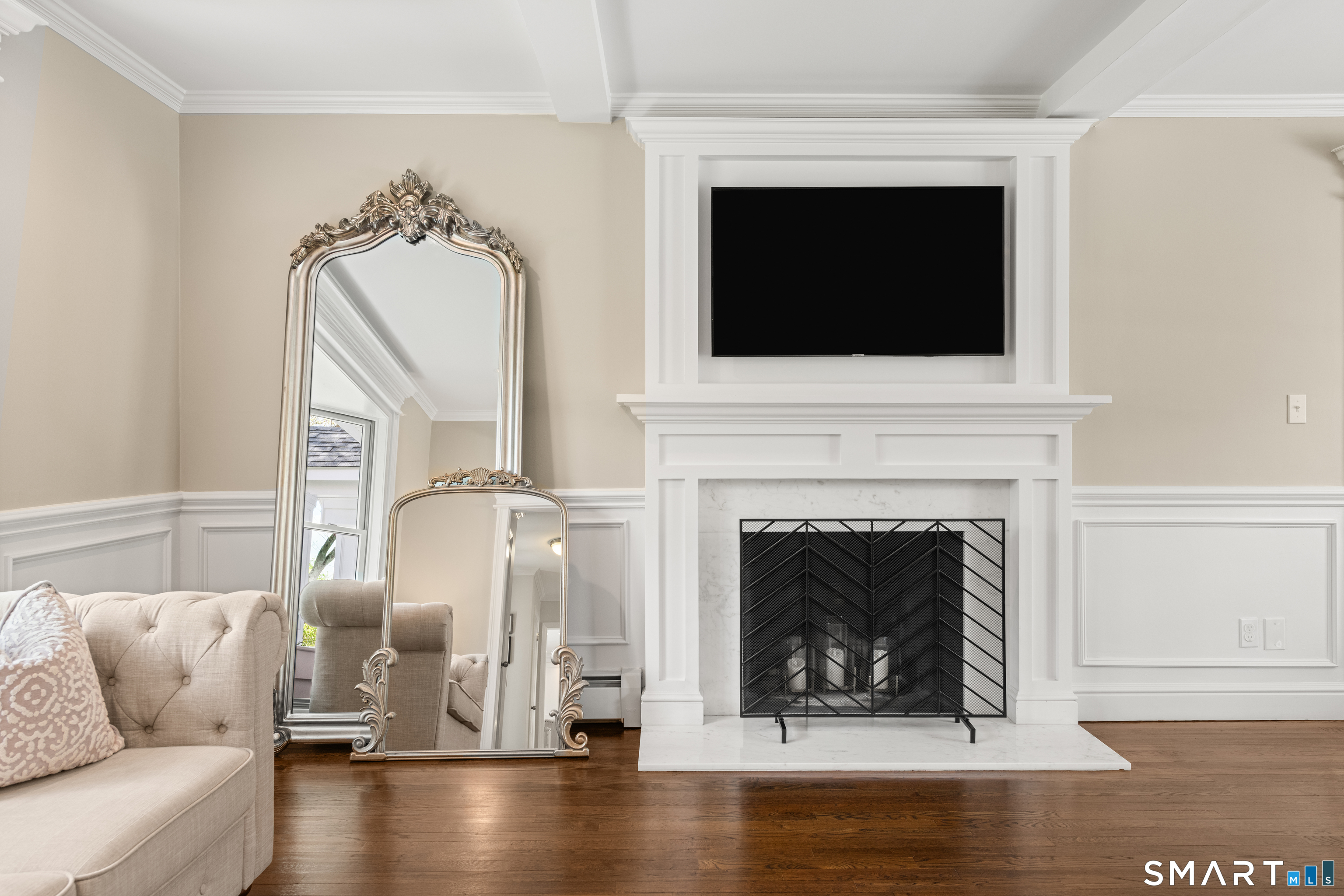 24 Blue Ribbon Drive