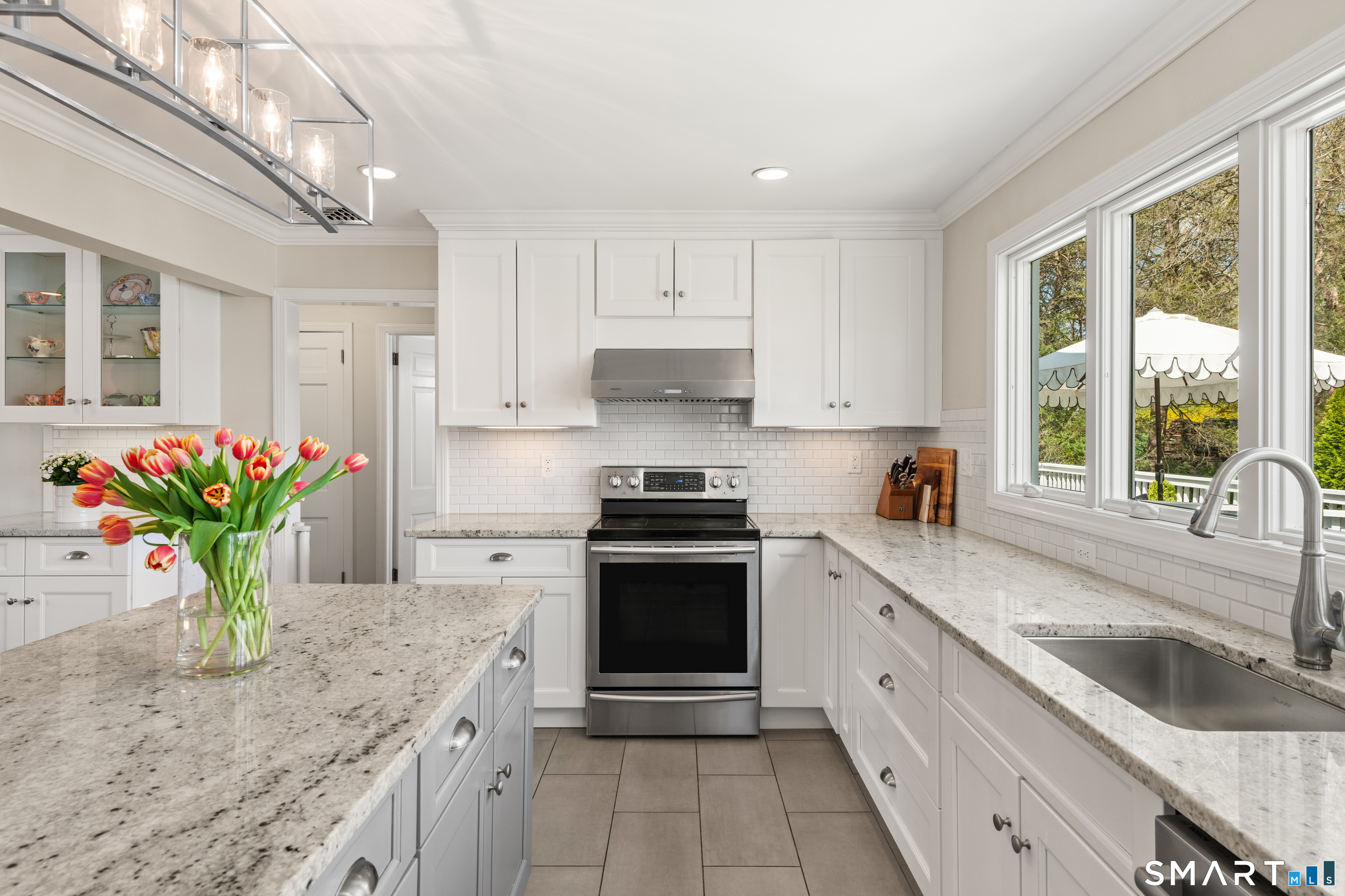 24 Blue Ribbon Drive