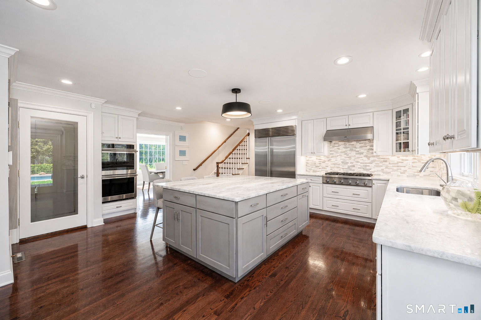 12 Langner Lane