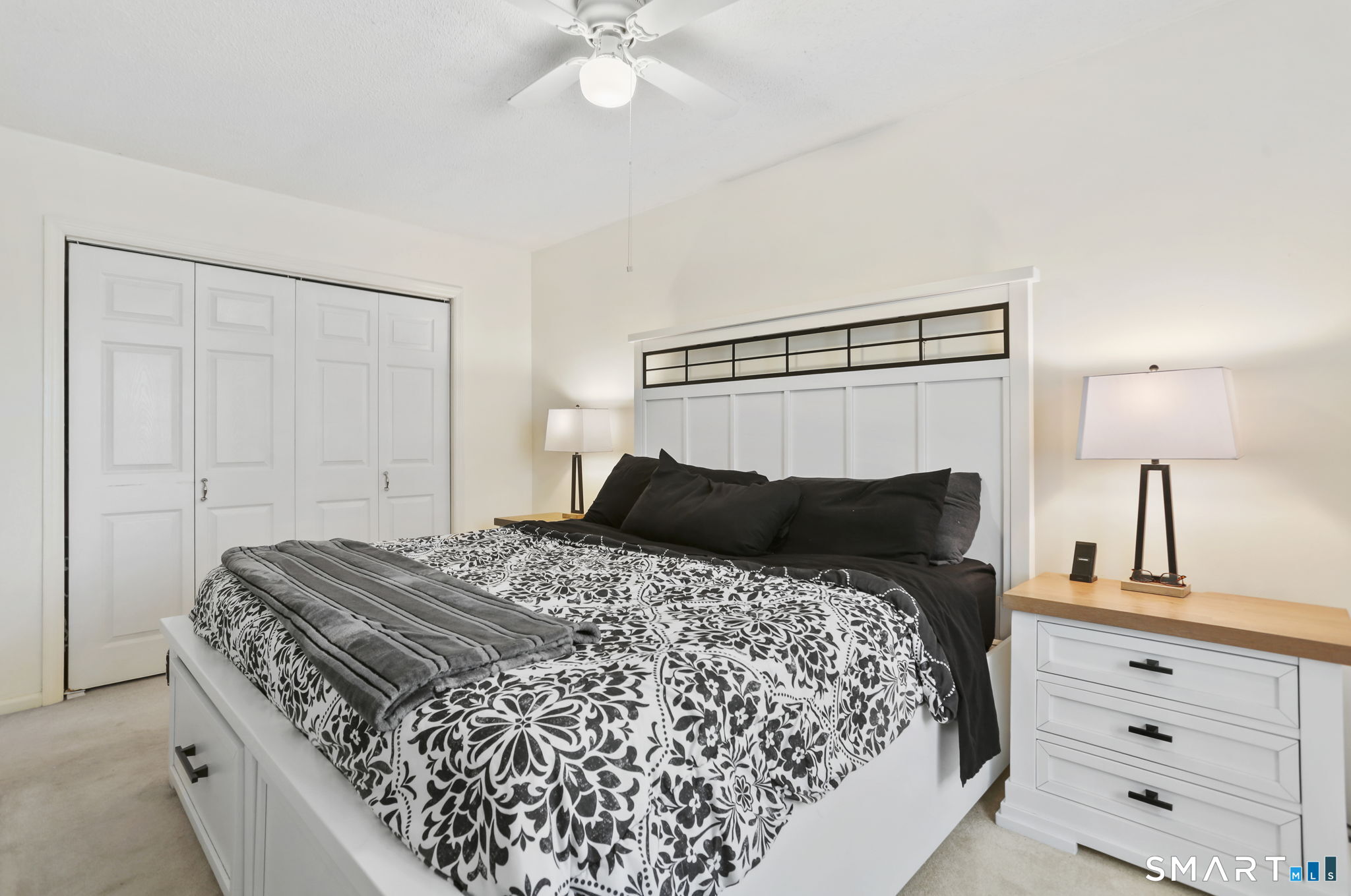 100 Ten Coat Lane 2C