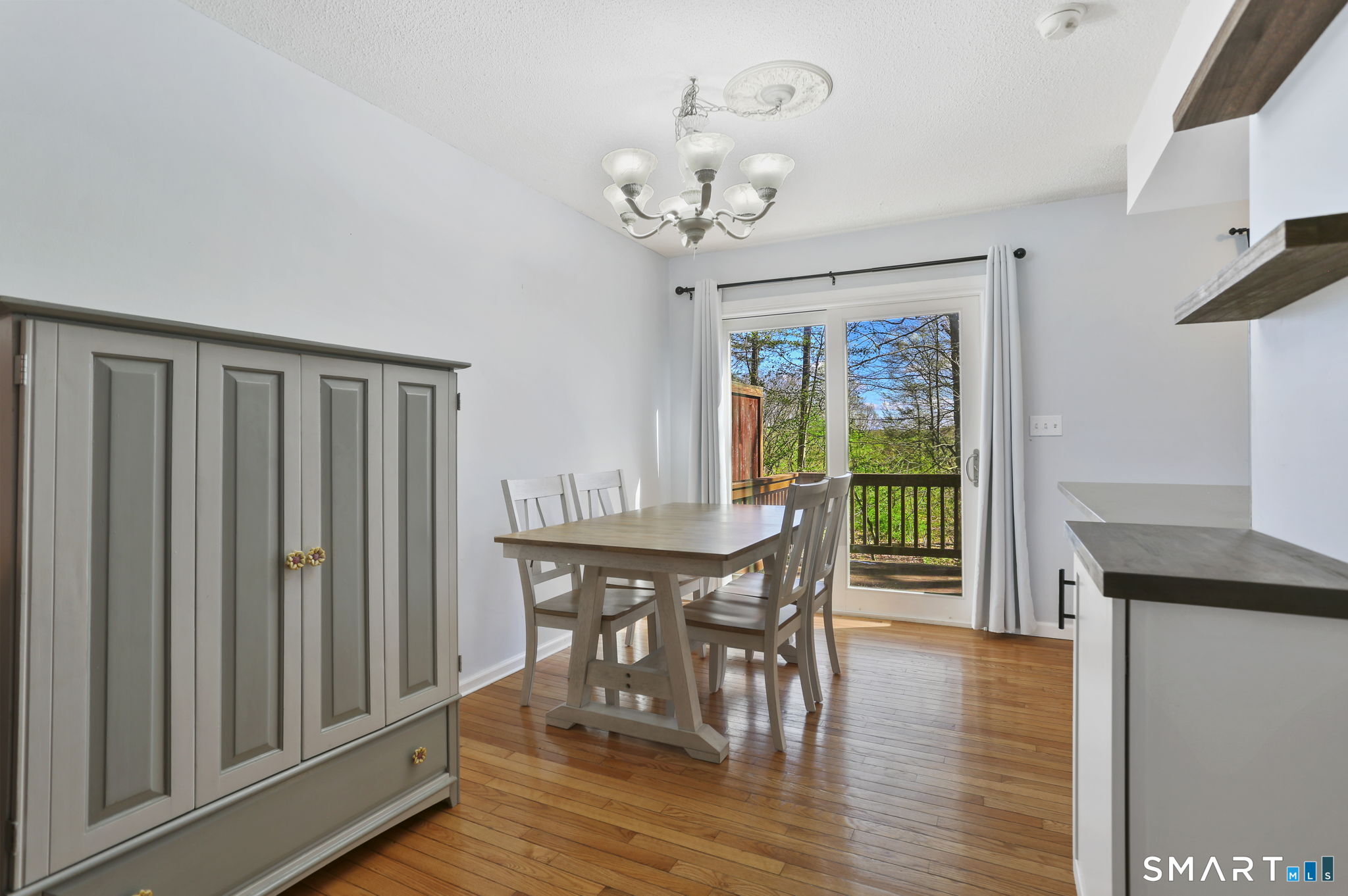 100 Ten Coat Lane 2C