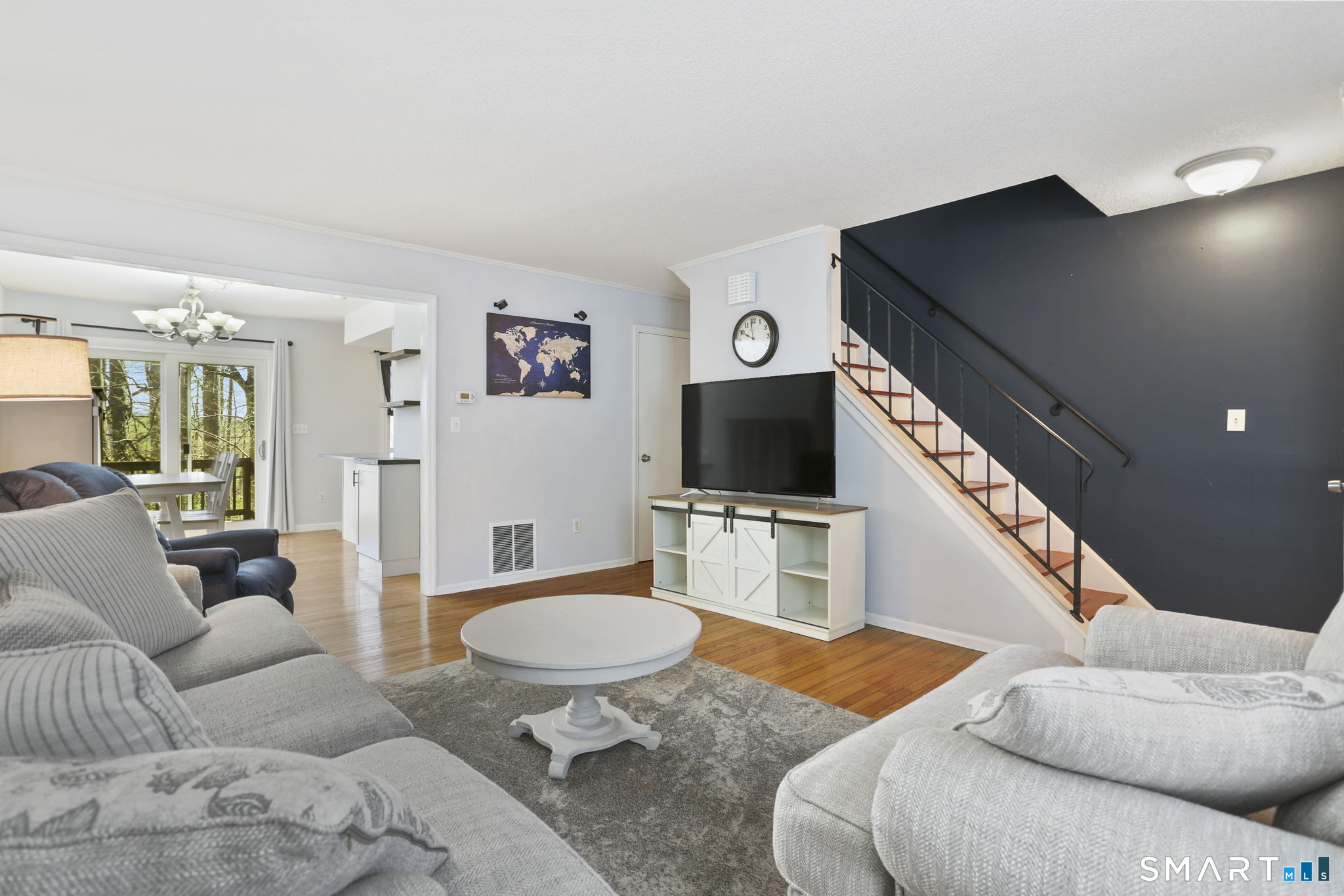 100 Ten Coat Lane 2C