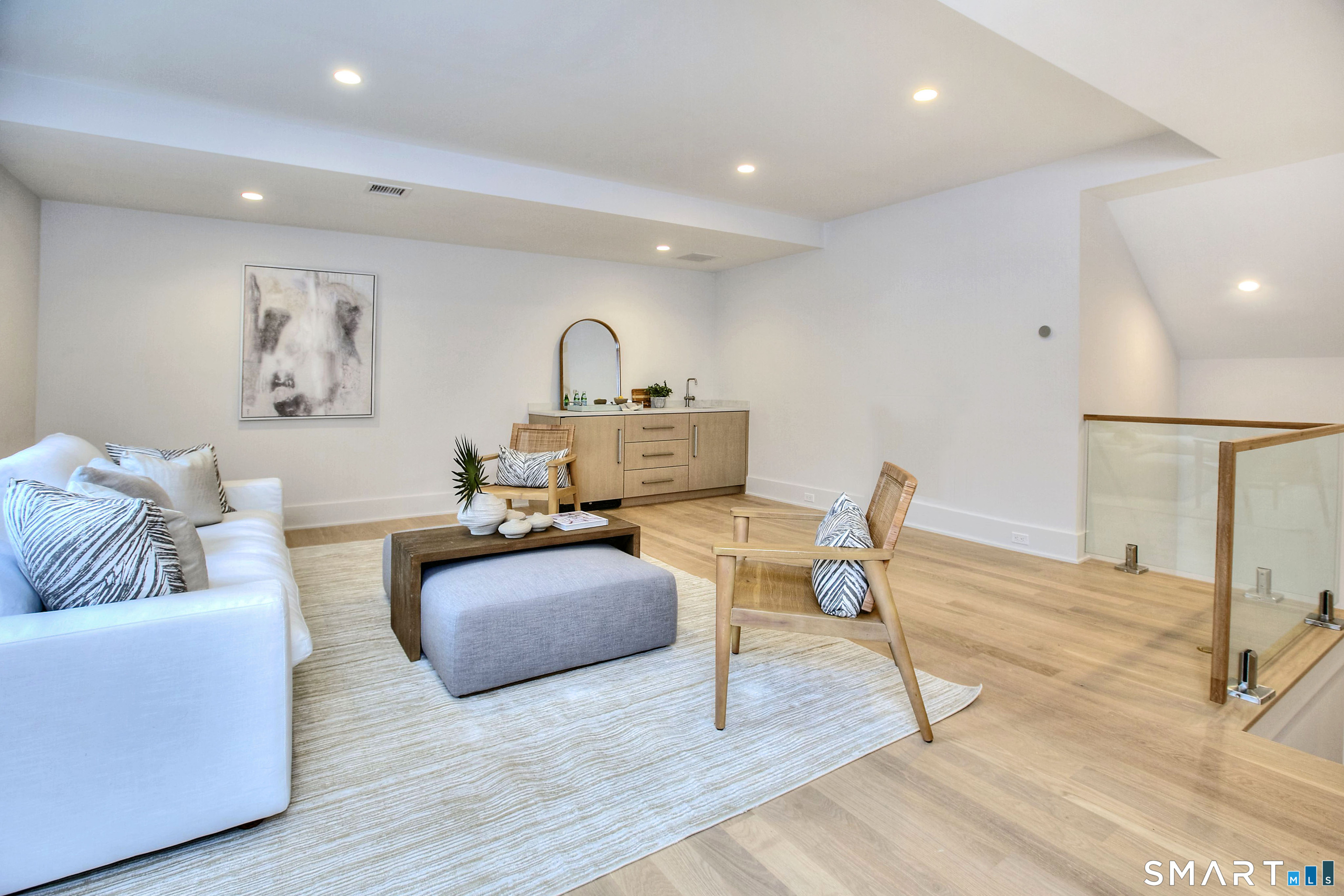 19 East Horseshoe Lane