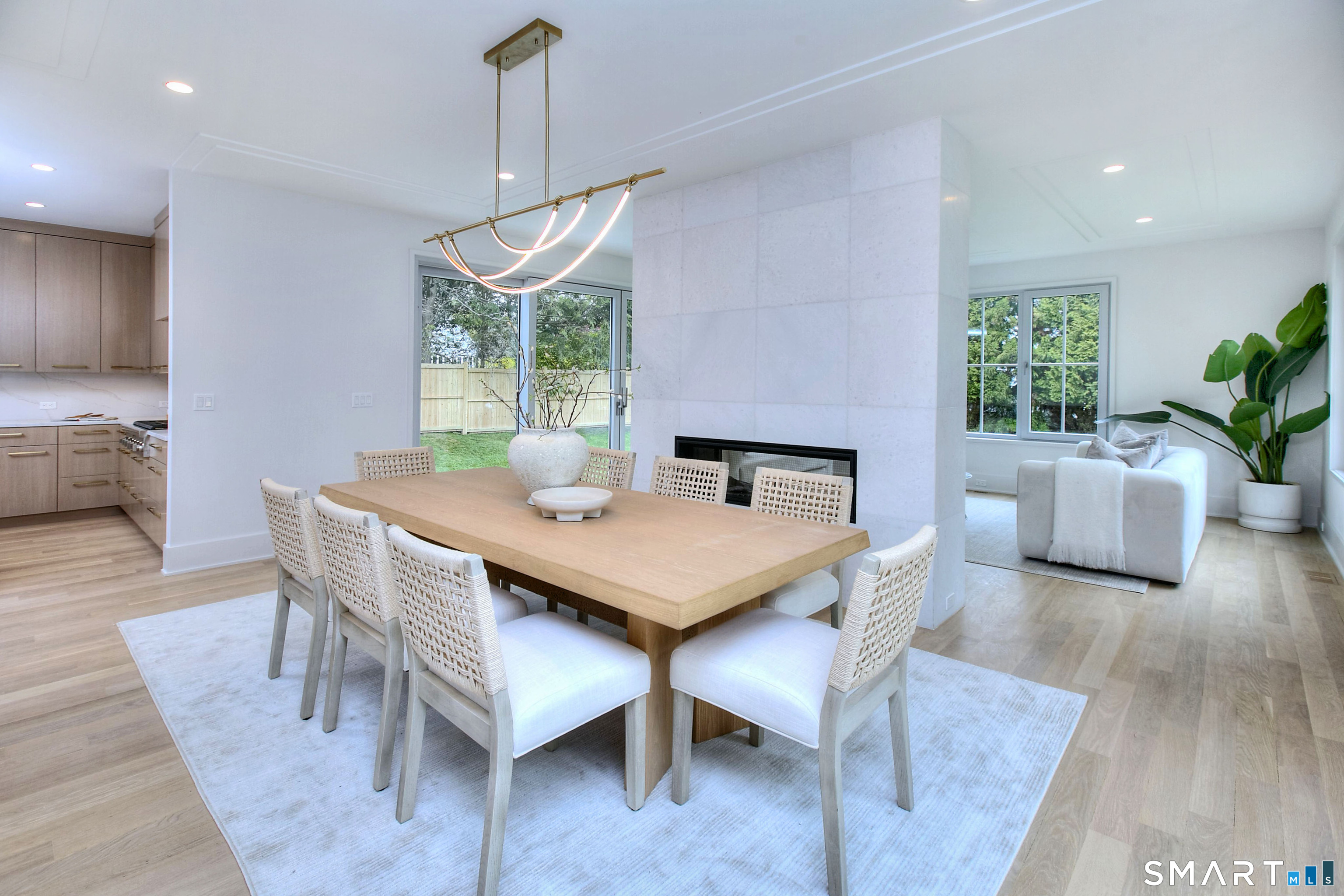 19 East Horseshoe Lane