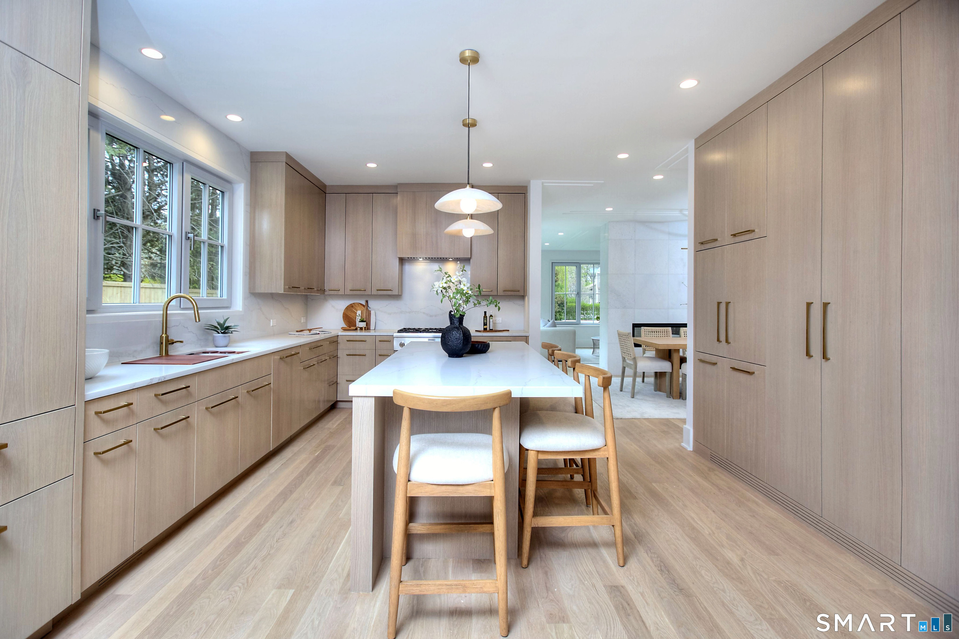 19 East Horseshoe Lane