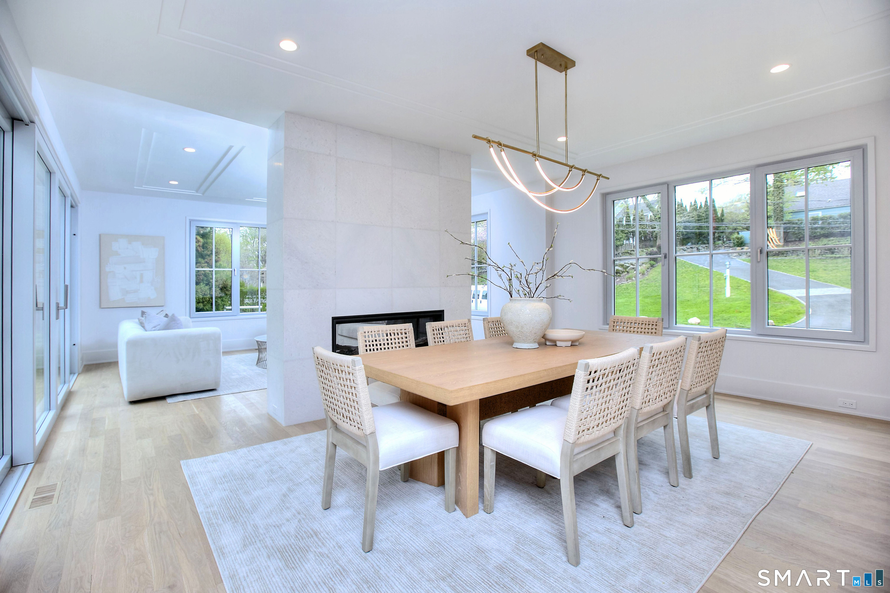 19 East Horseshoe Lane