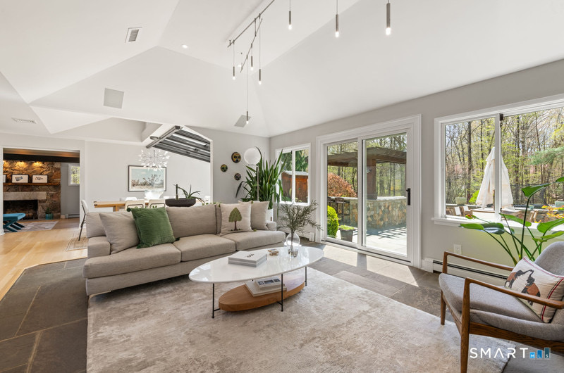 30 Catbrier Road