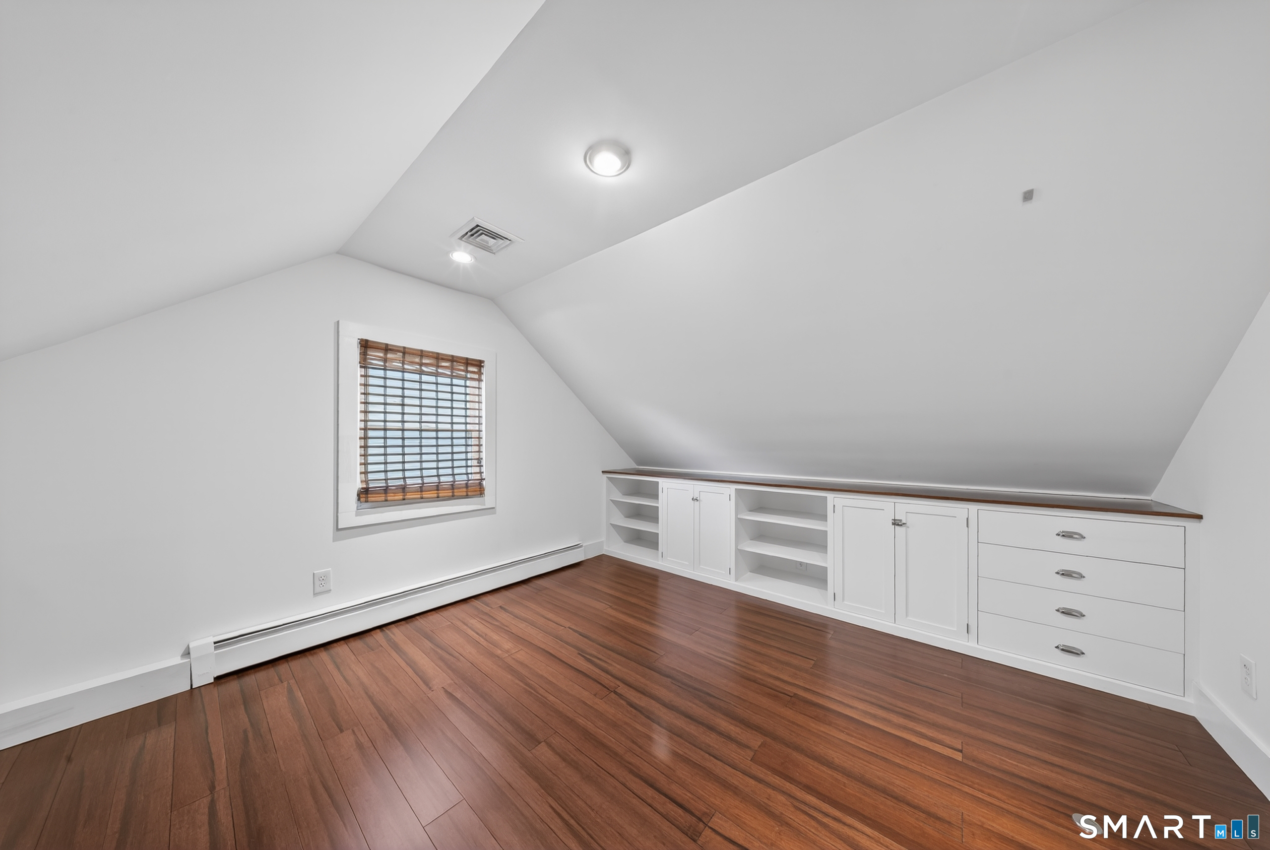 138 Houston Terrace