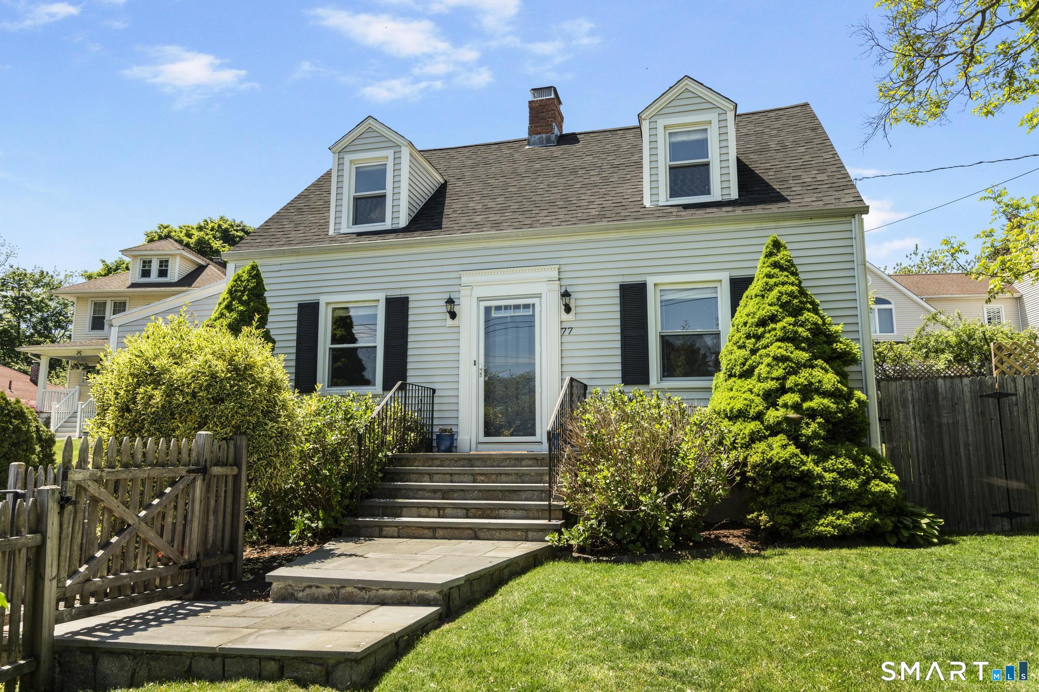 77 Round Hill Road
