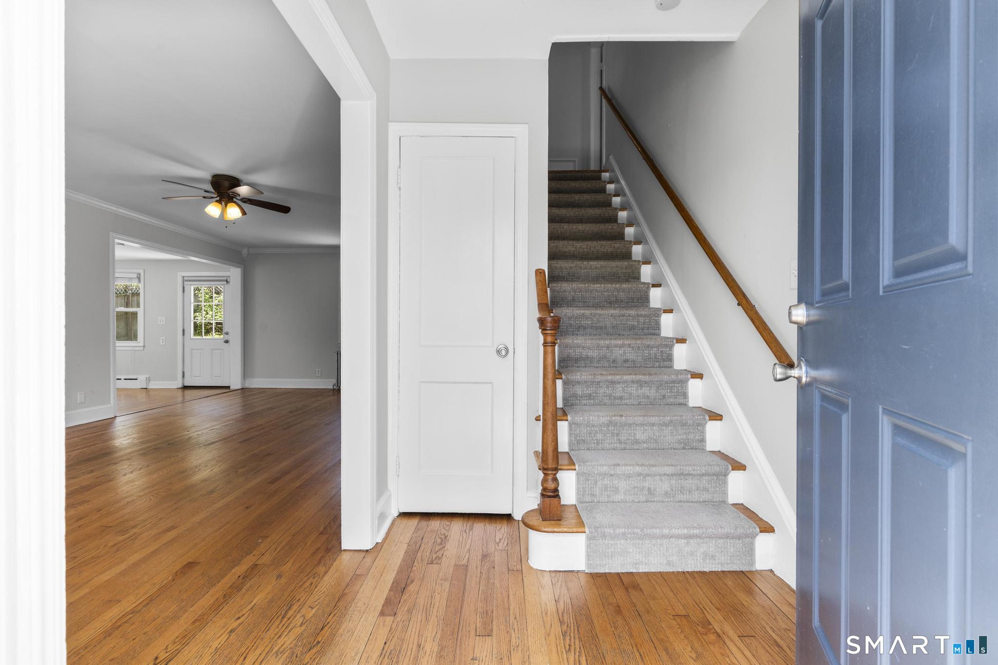77 Round Hill Road
