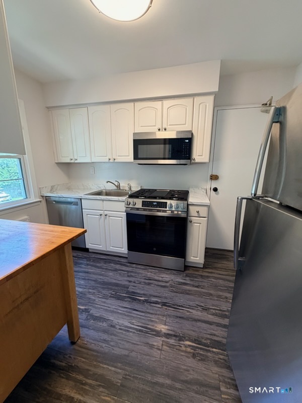 250 Glenbrook Road D