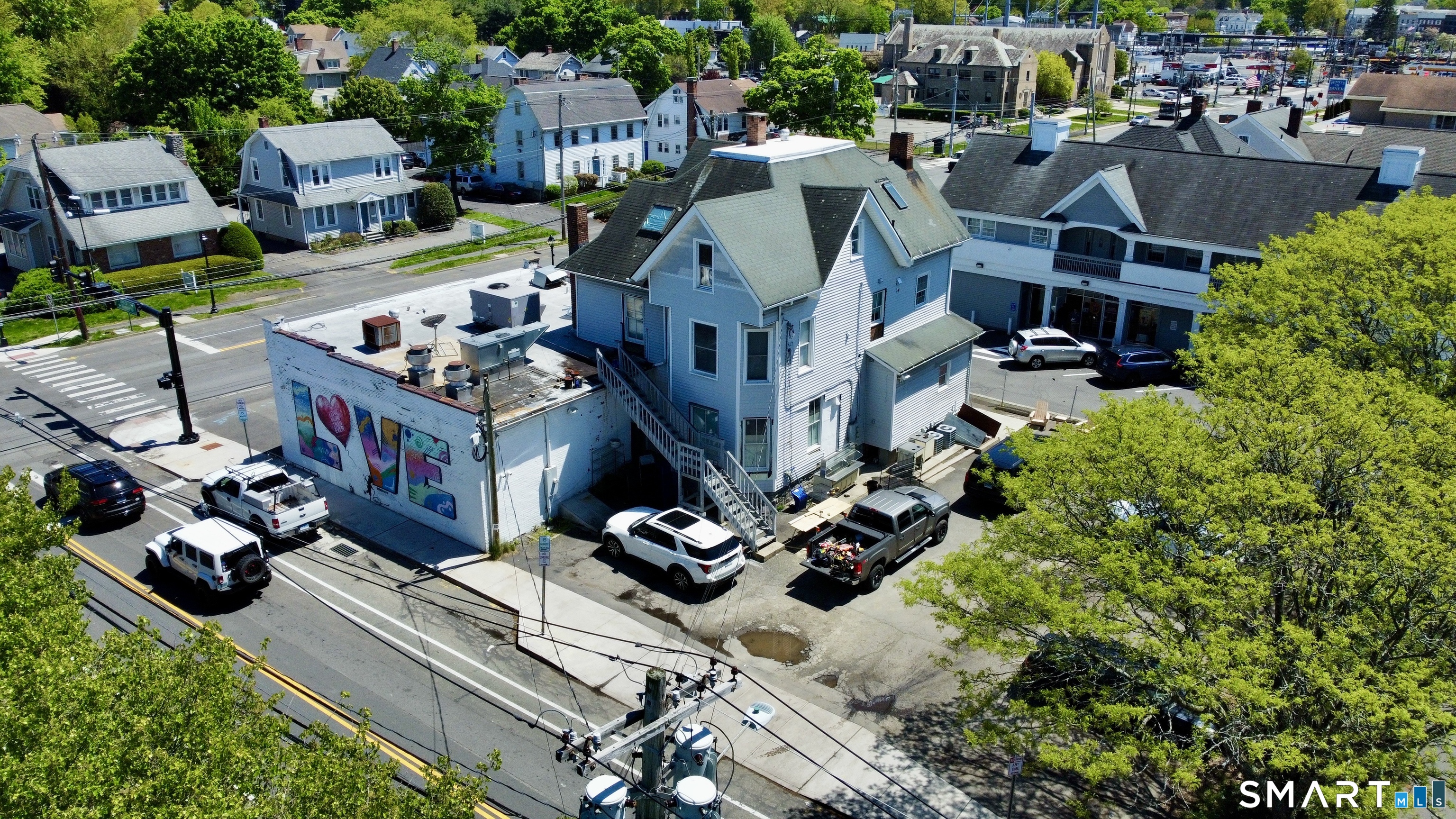 194 East Avenue