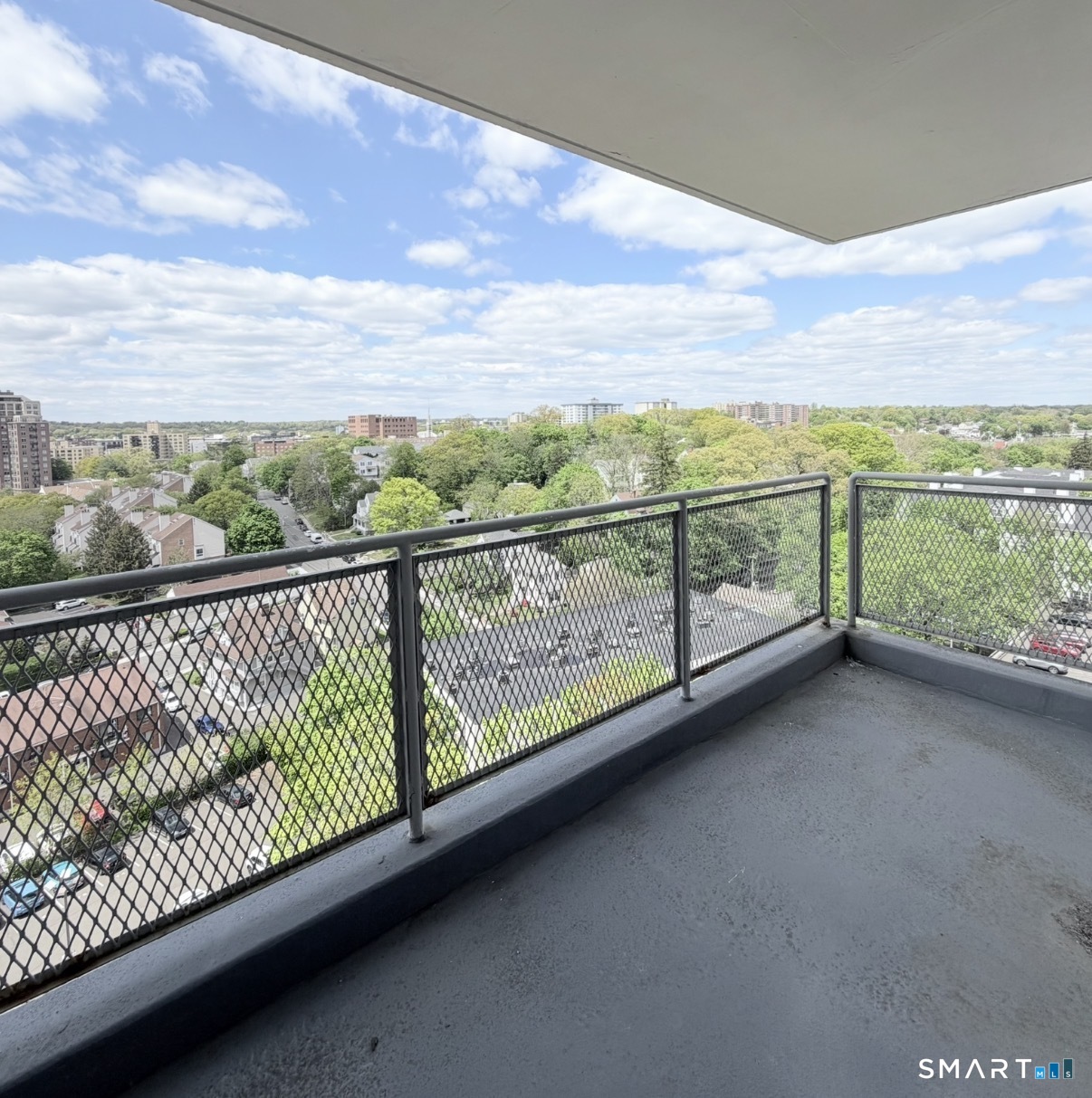 30 Glenbrook Road 10F
