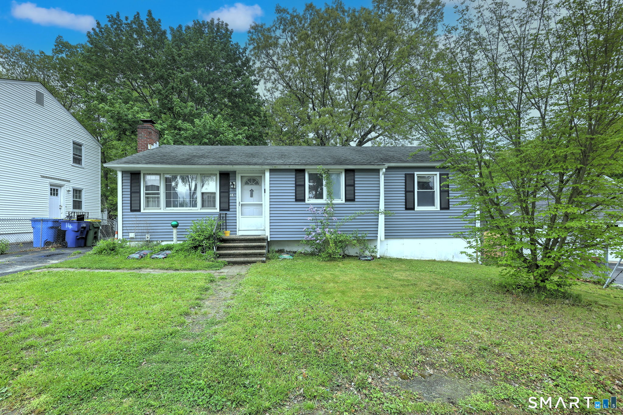 14 Horseshoe Drive
