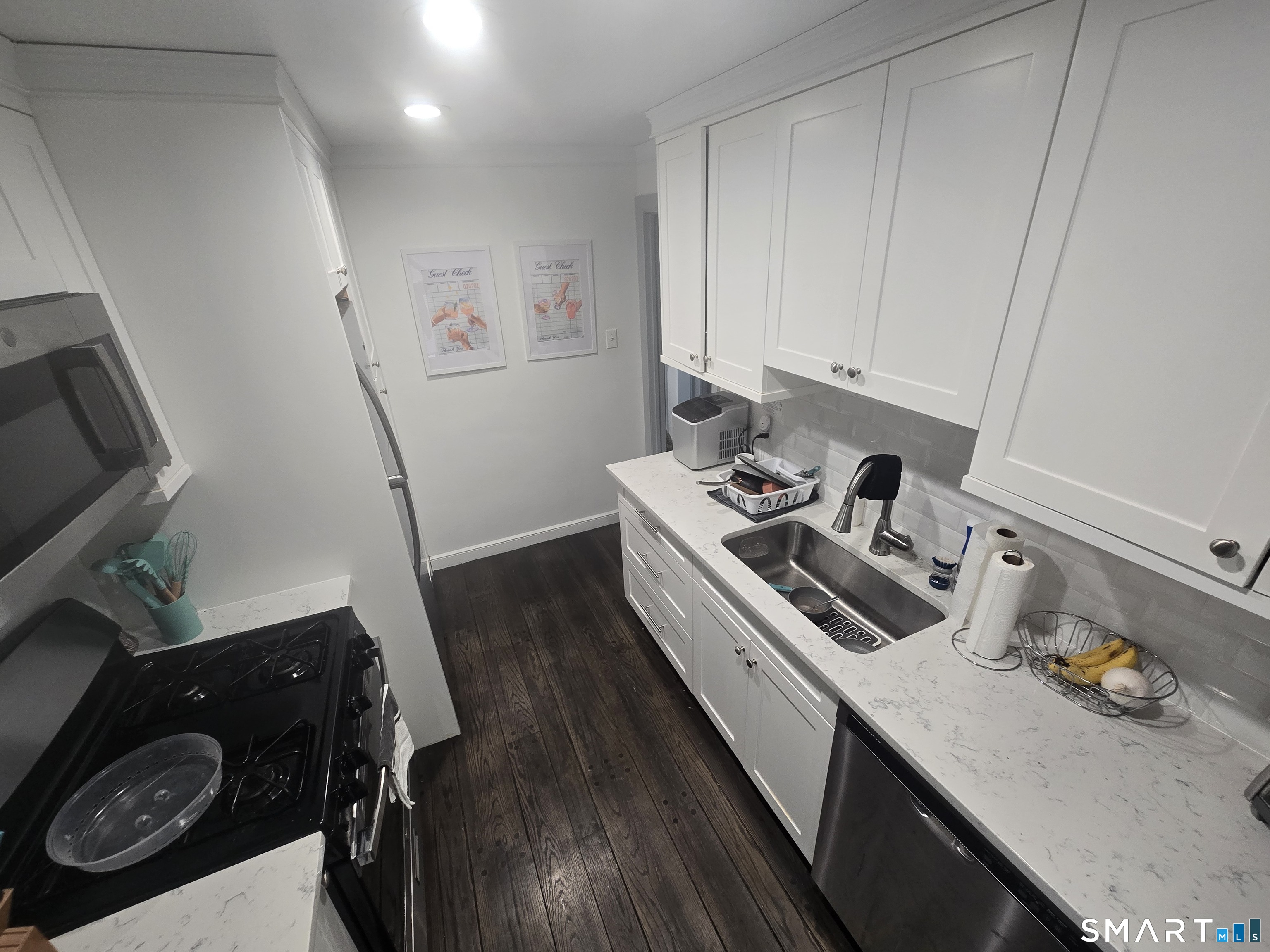 275 Burnsford Avenue