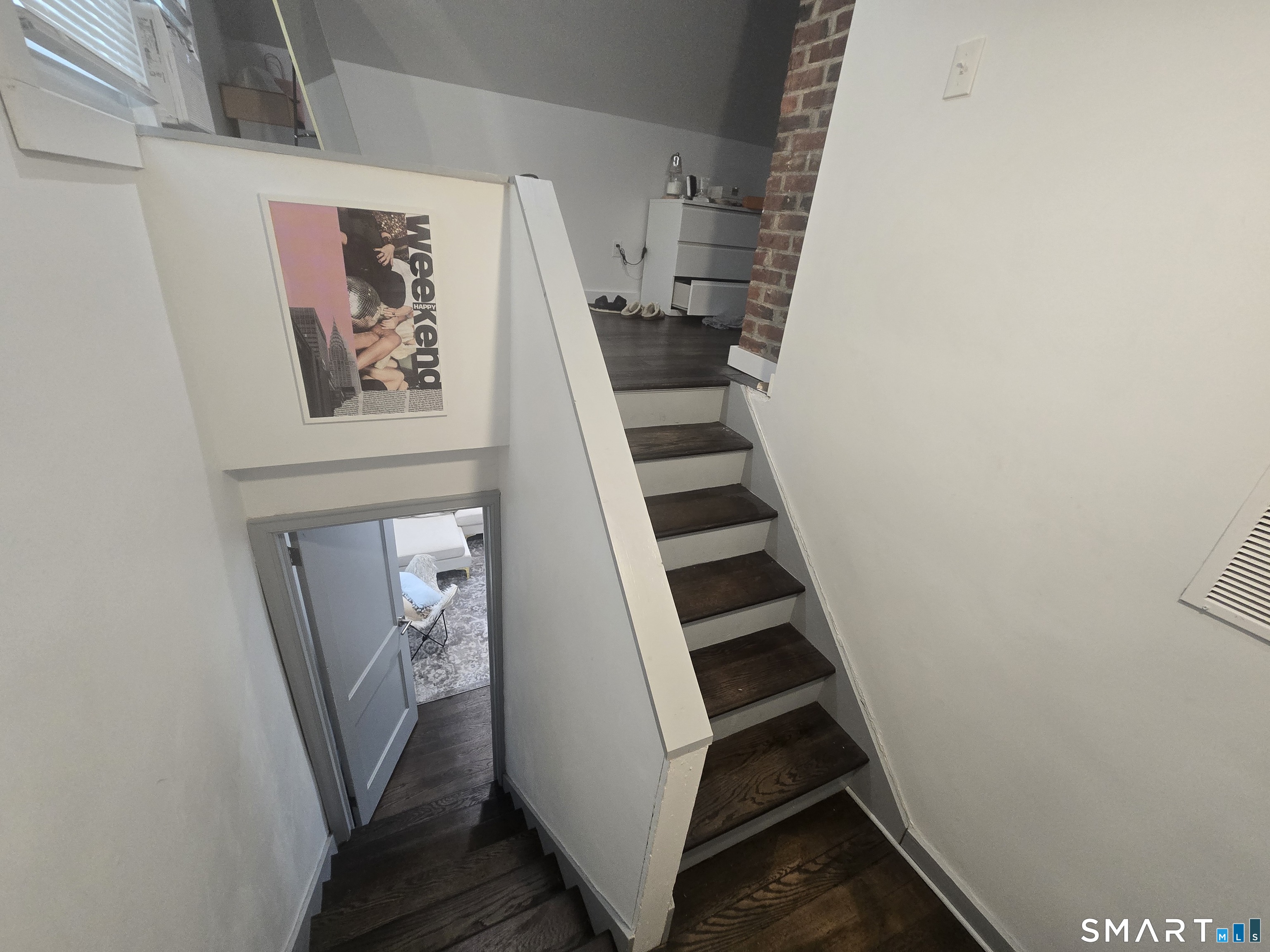 275 Burnsford Avenue
