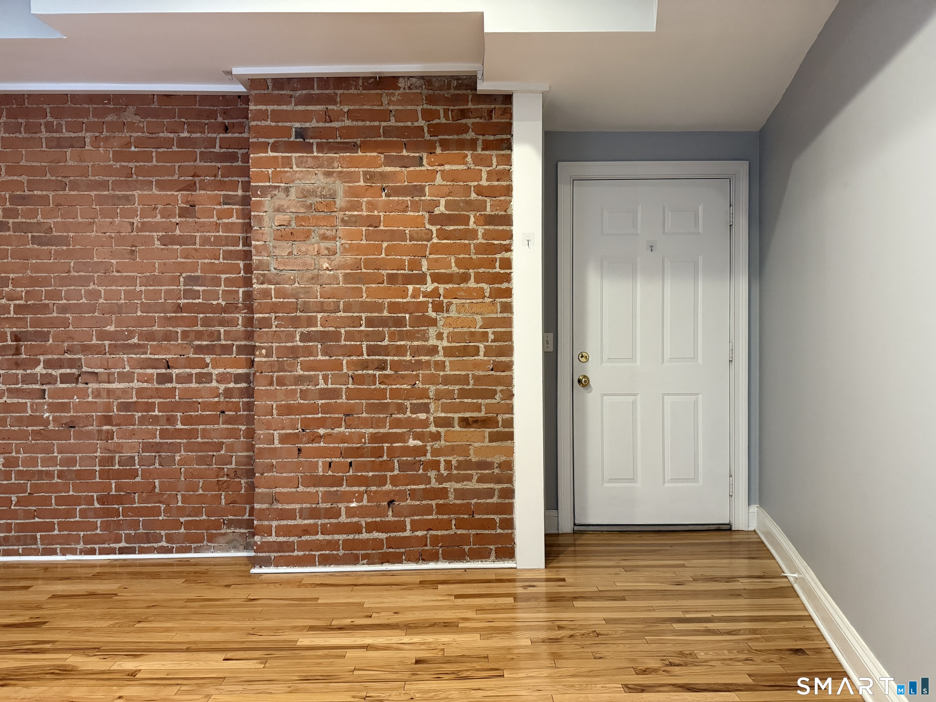 51 Bank Street 2C
