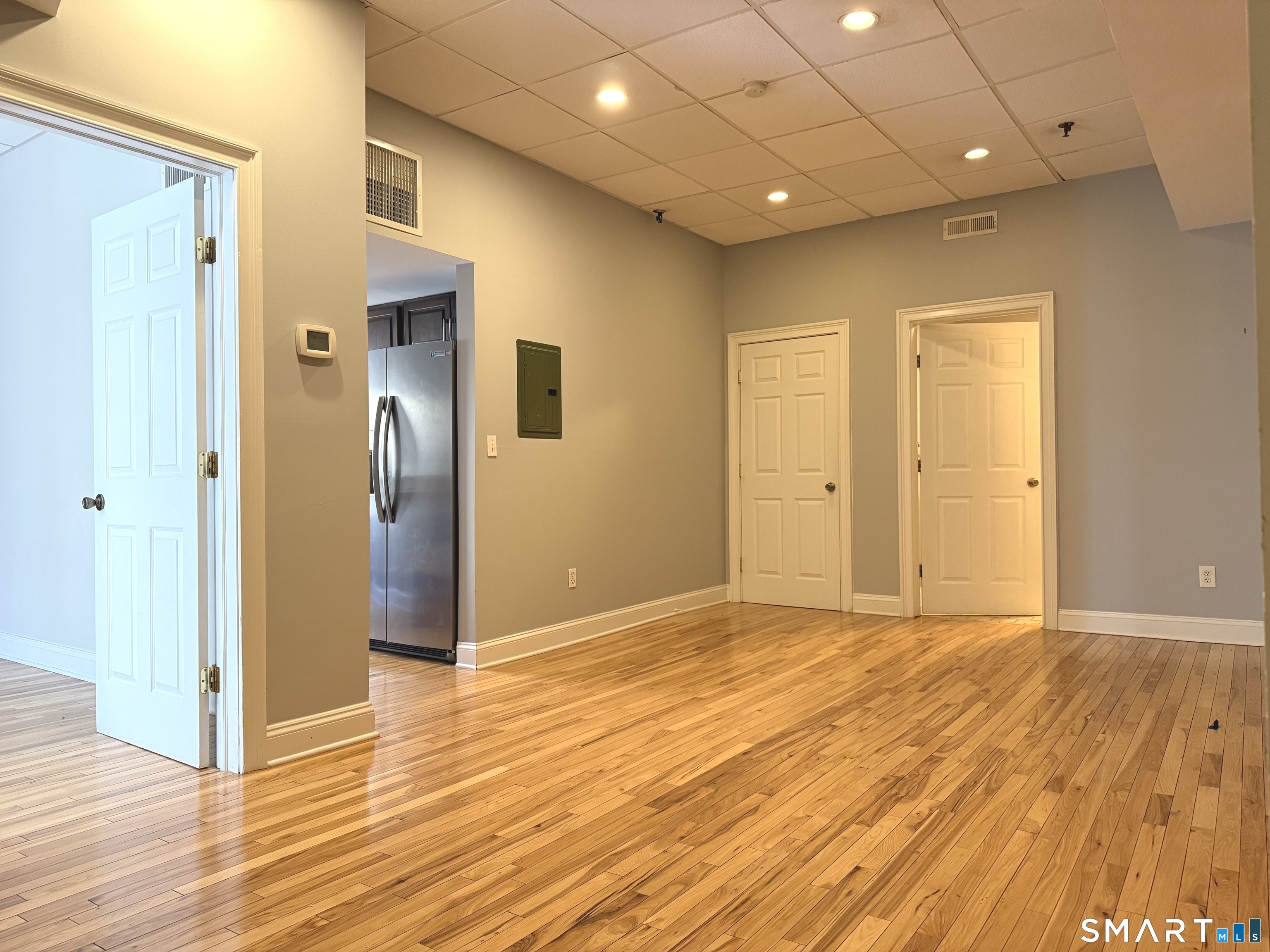 51 Bank Street 2C