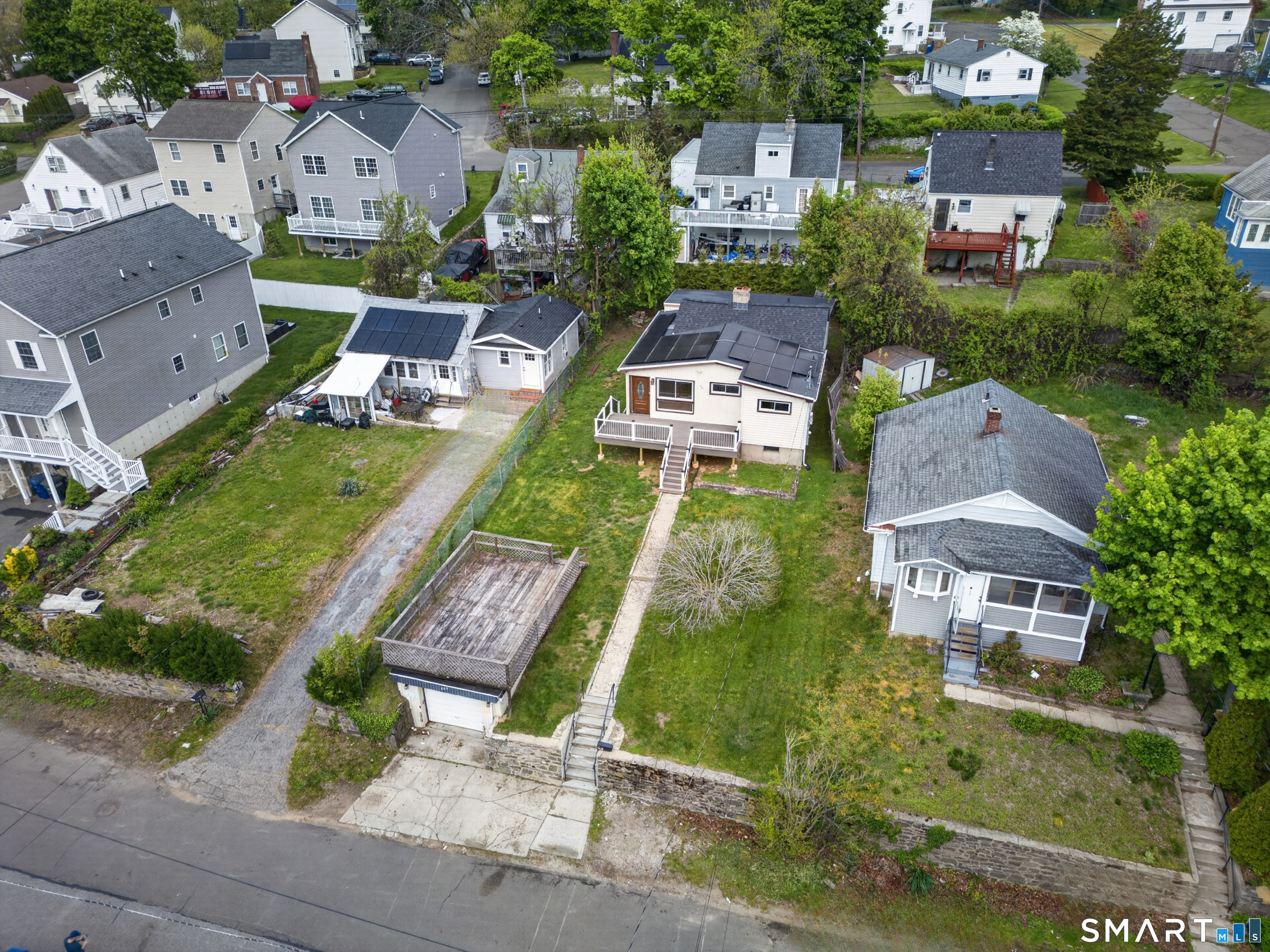 207 Hillcrest Road