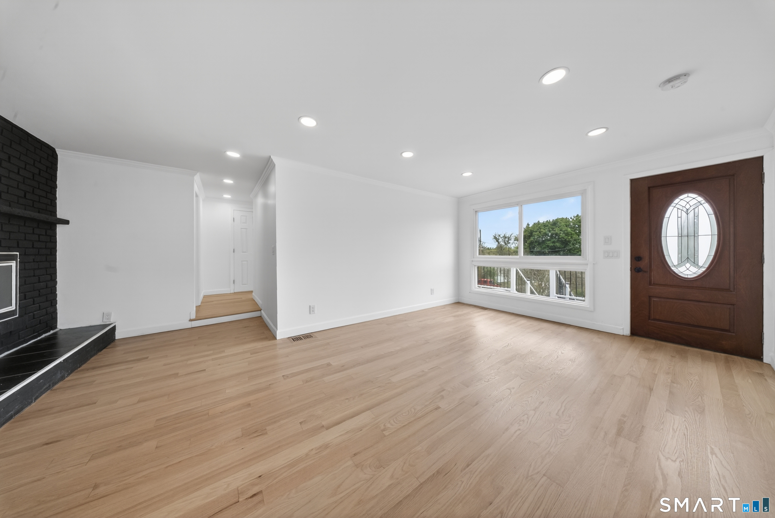 207 Hillcrest Road