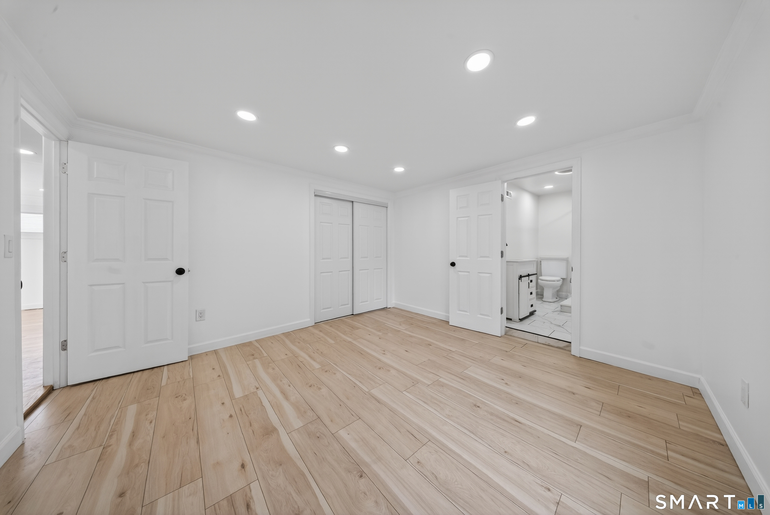 207 Hillcrest Road