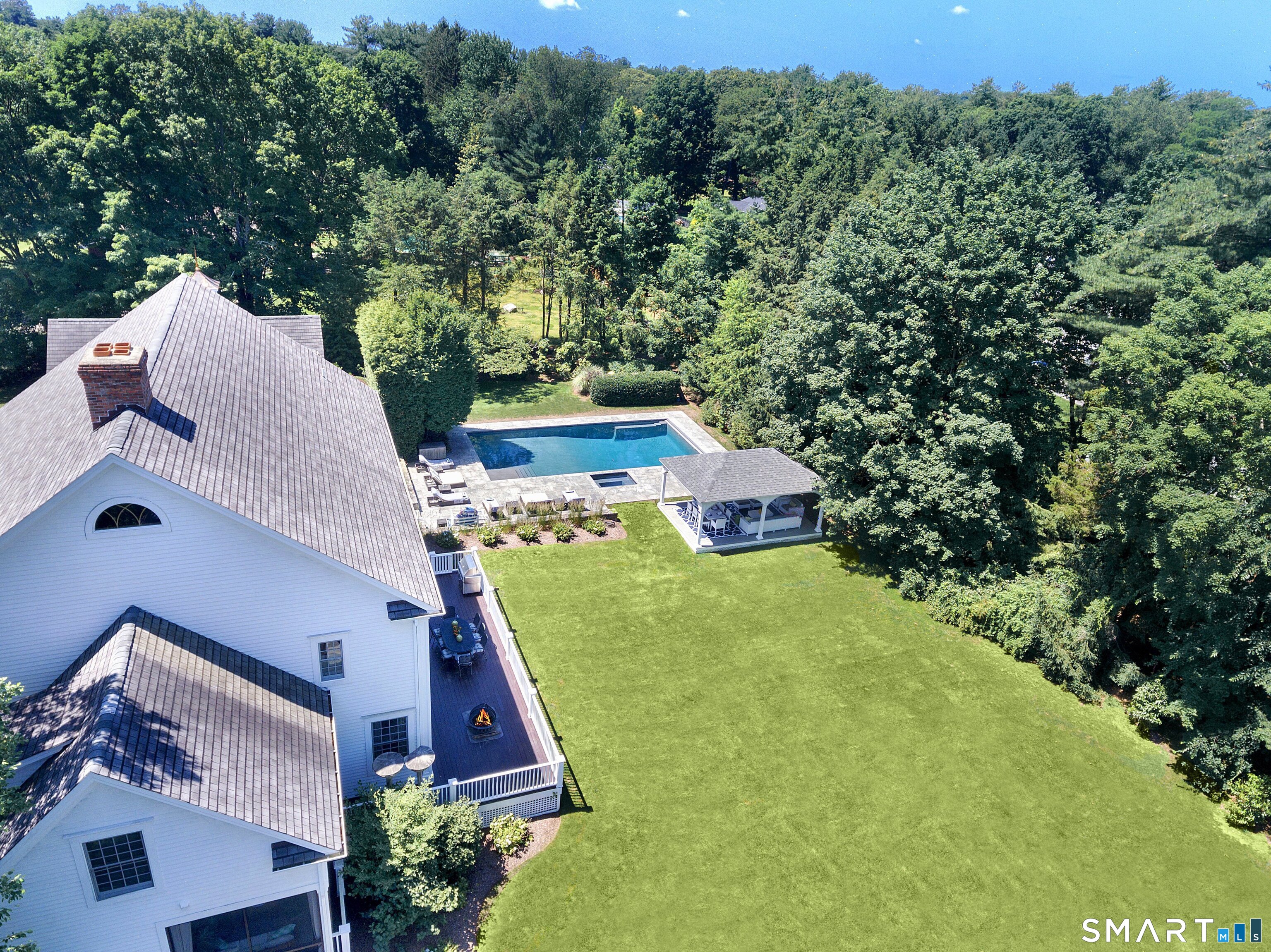 13 Rockyfield Road