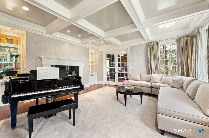13 Rockyfield Road