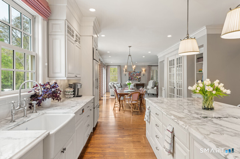 13 Rockyfield Road