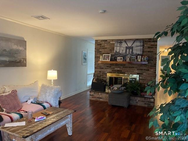 1223 Stratfield Road 1223