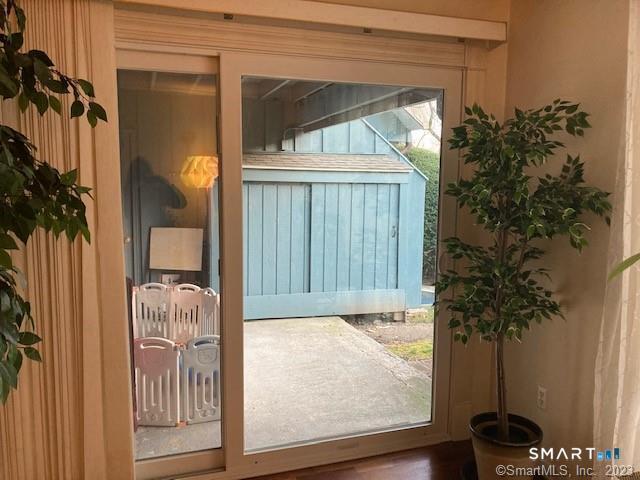 1223 Stratfield Road 1223