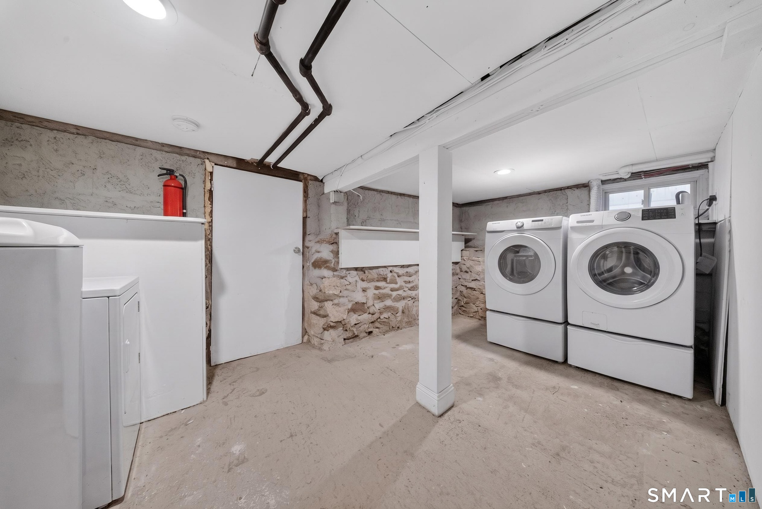 241 Old Stratfield Road