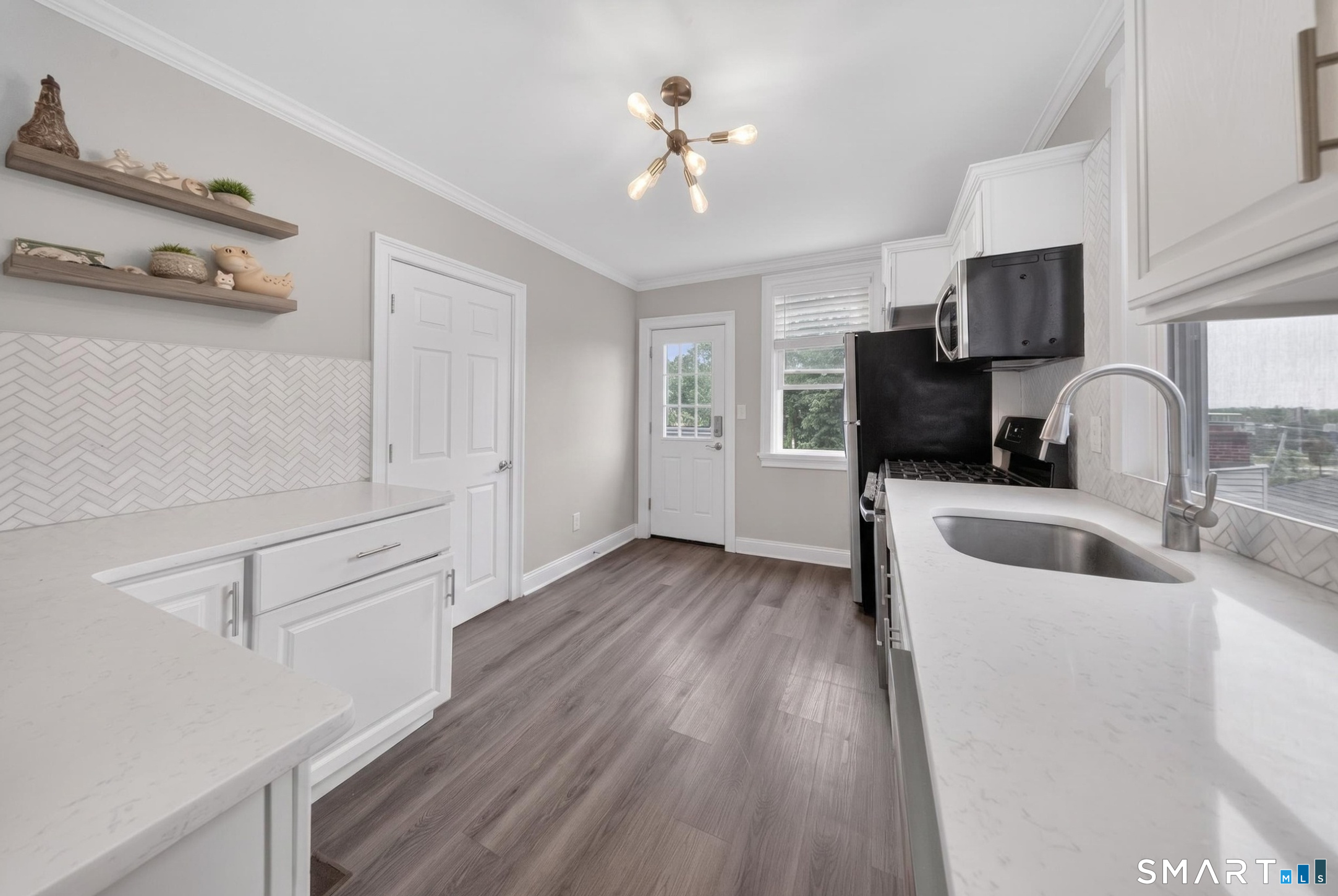 241 Old Stratfield Road