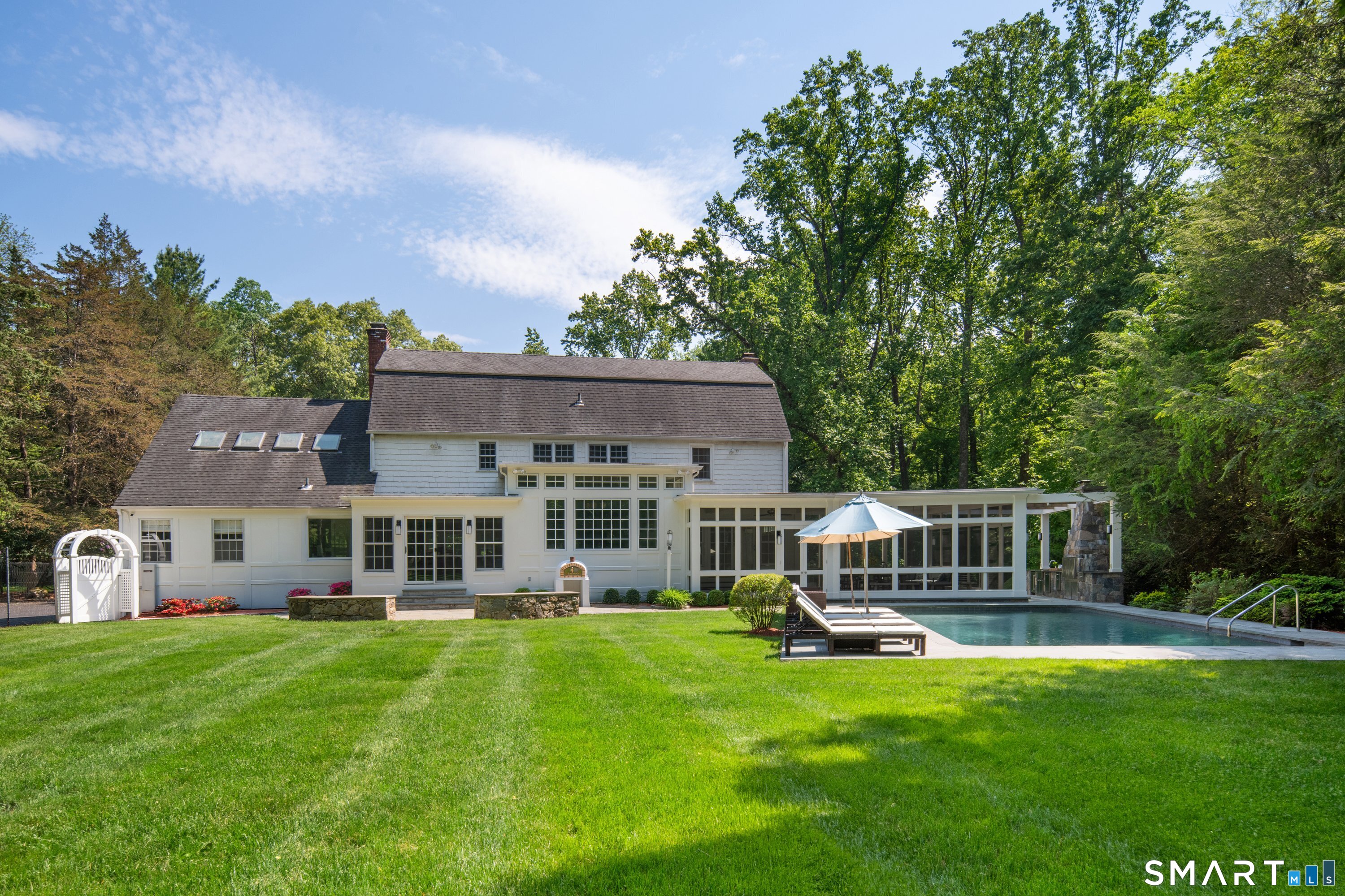 16 Pilgrim Lane