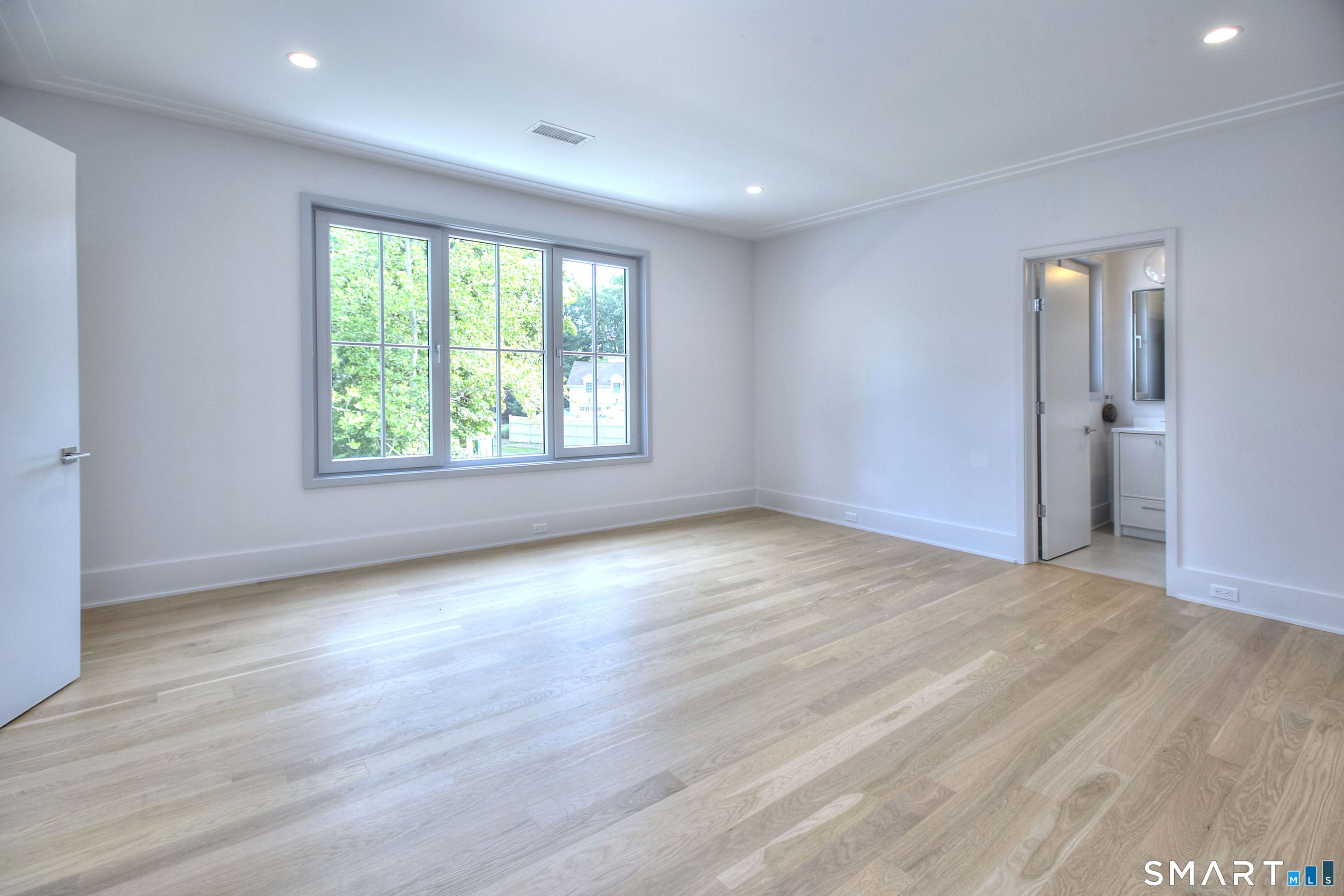 4 Sycamore Drive