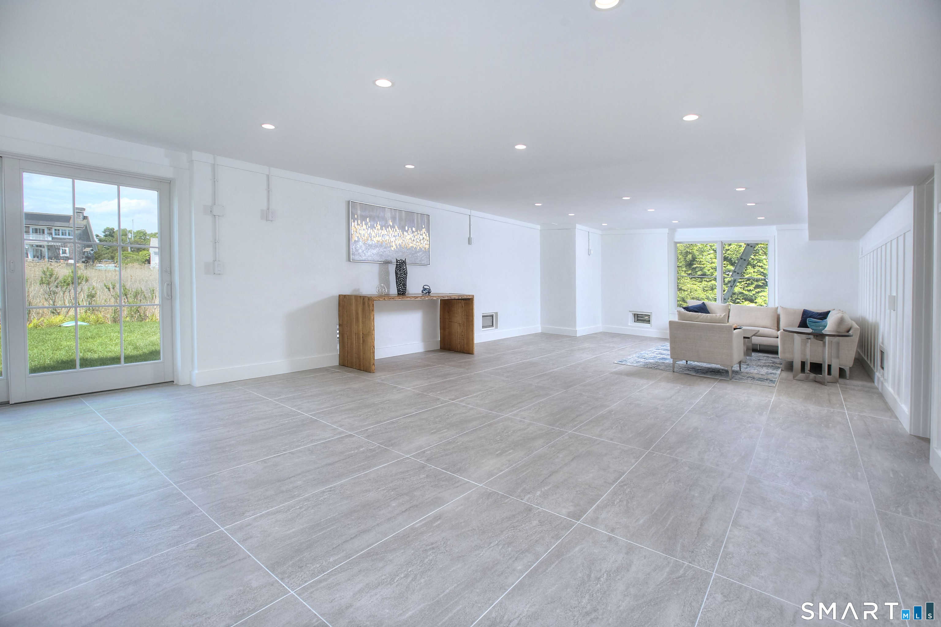6 Plover Lane