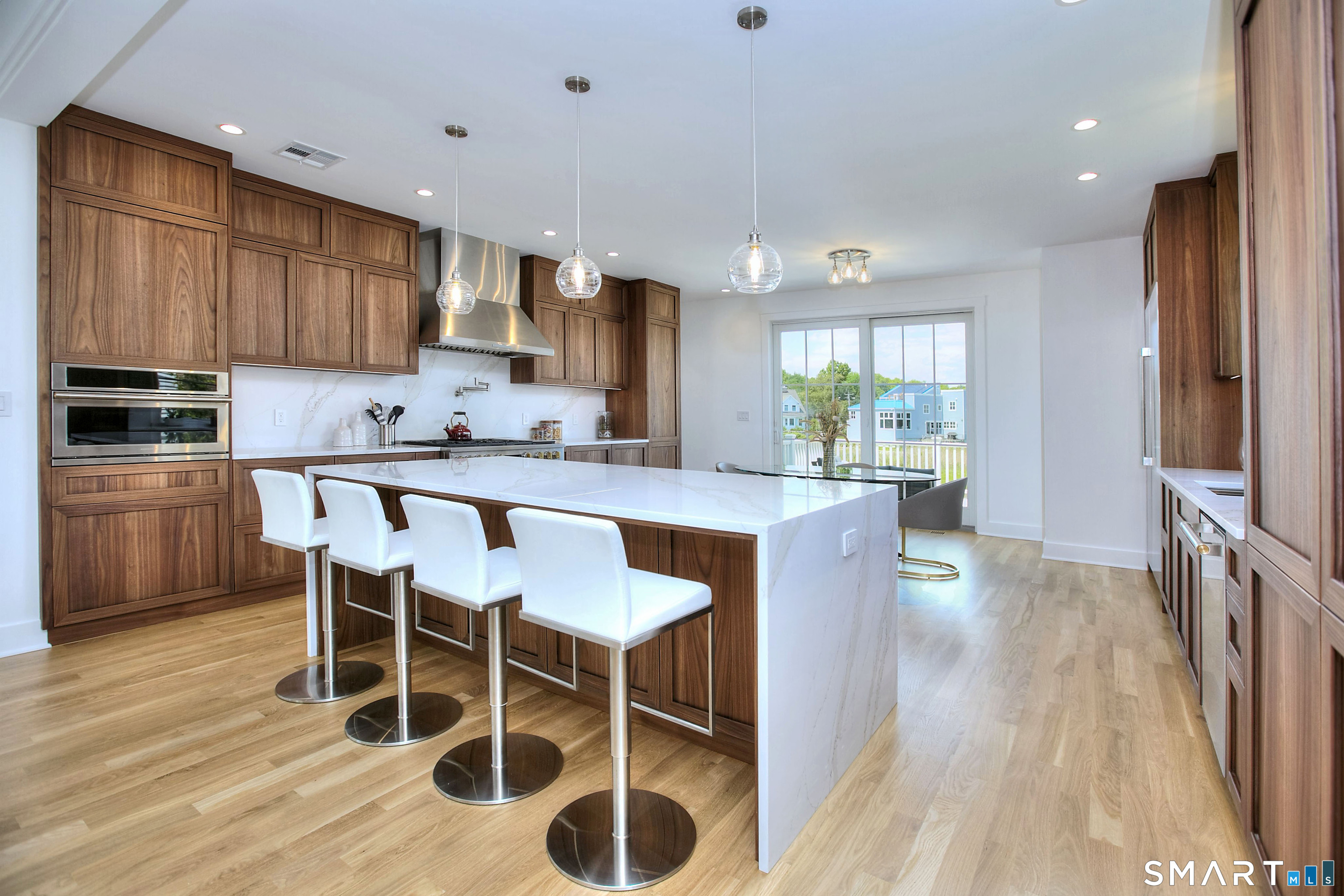 6 Plover Lane