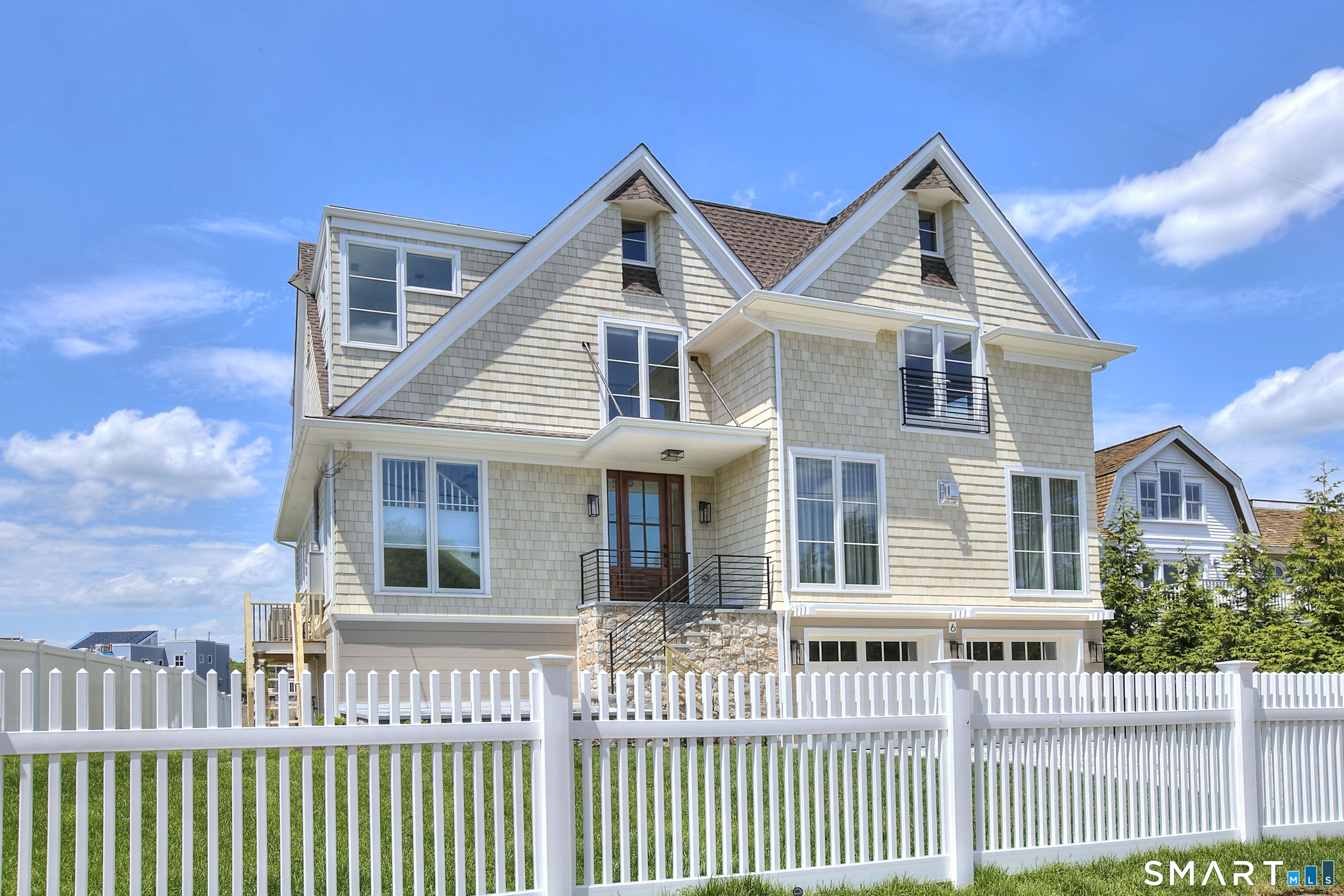 6 Plover Lane