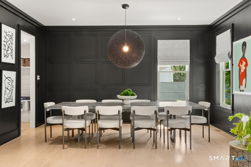 7 Mortar Rock Road