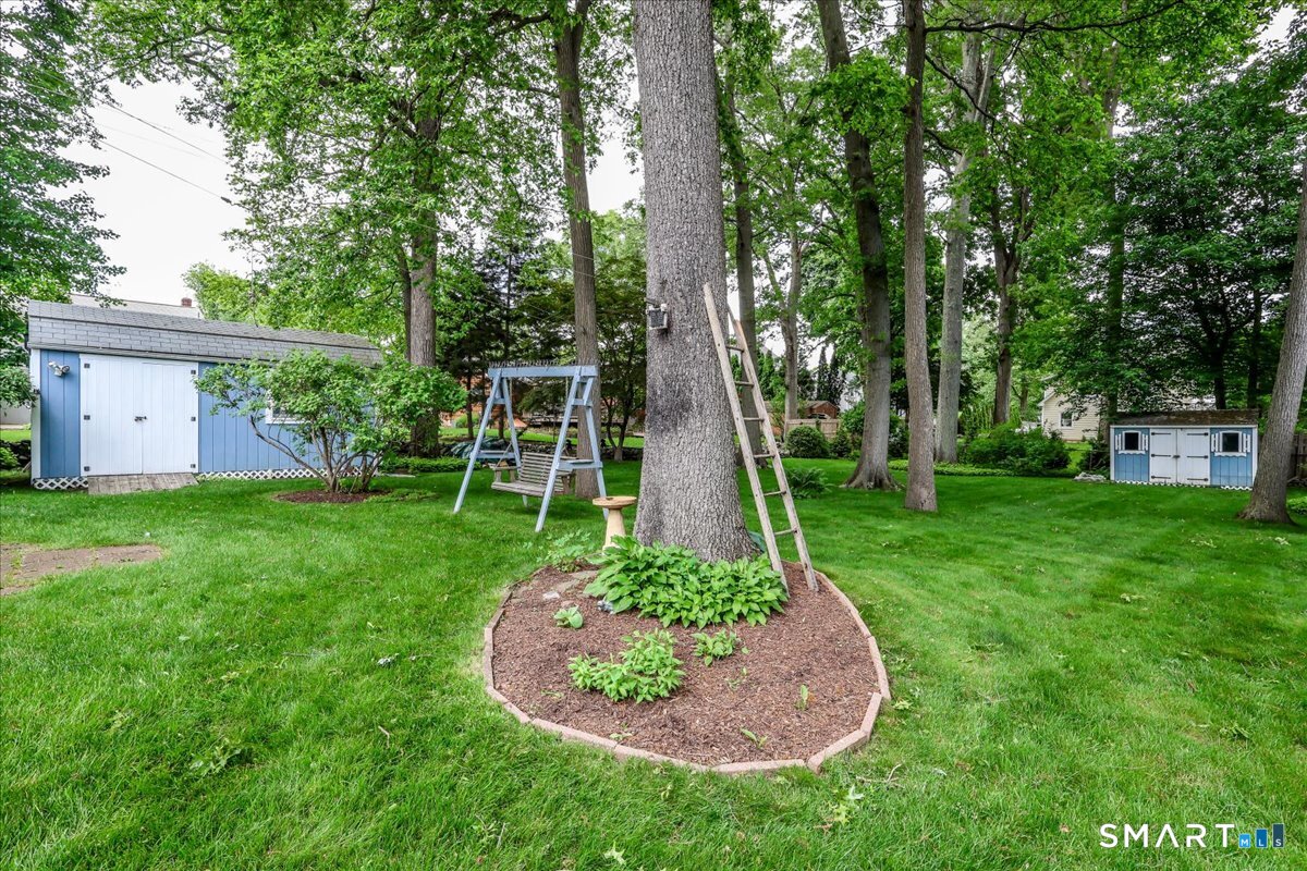75 Centerbrook Road