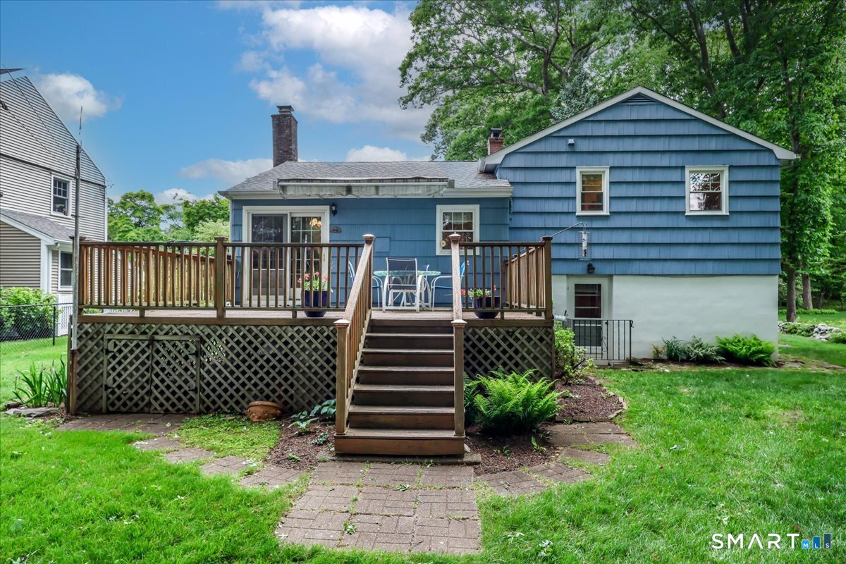 75 Centerbrook Road