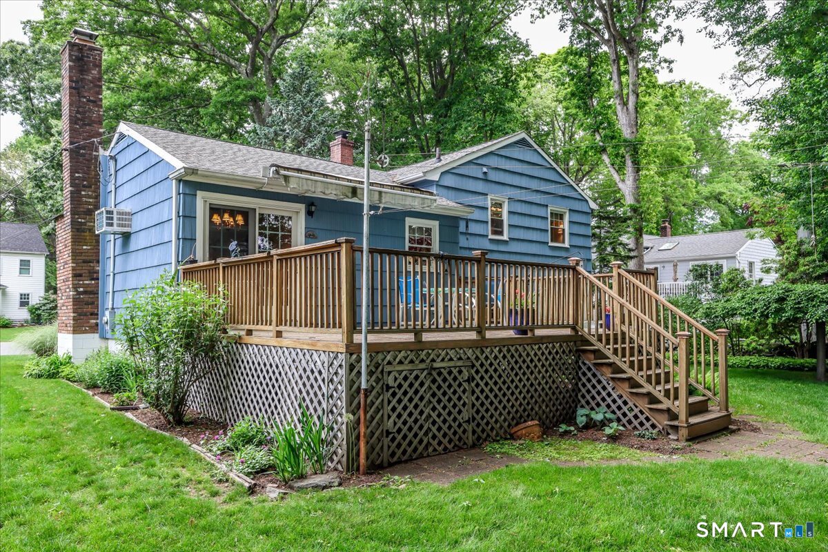 75 Centerbrook Road