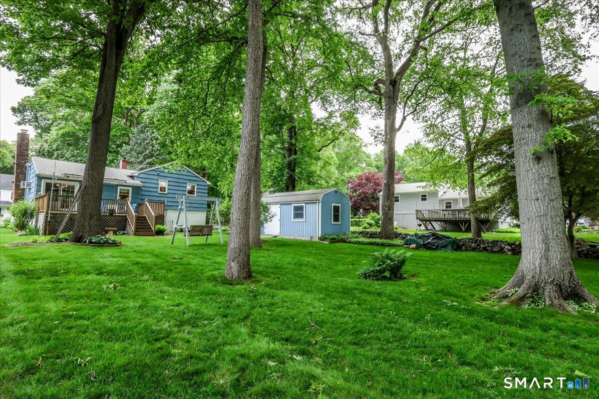 75 Centerbrook Road