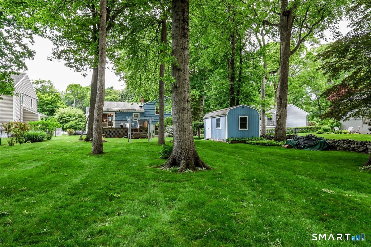 75 Centerbrook Road