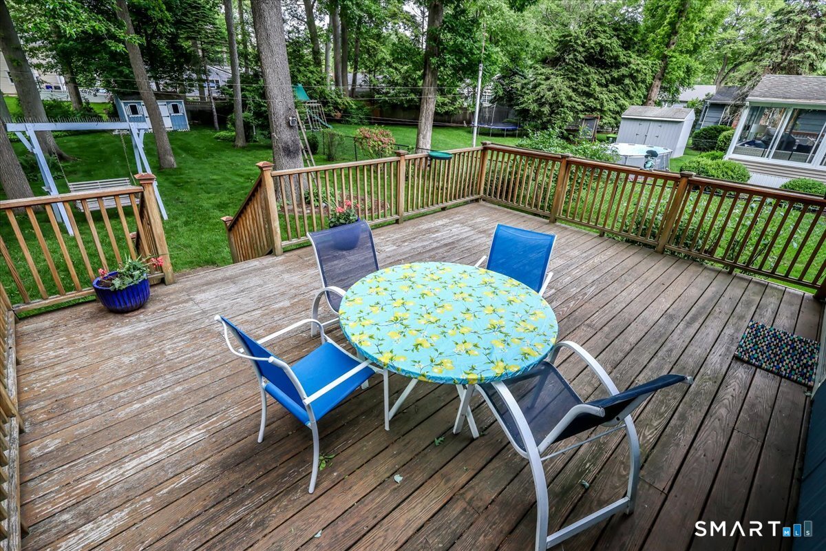 75 Centerbrook Road
