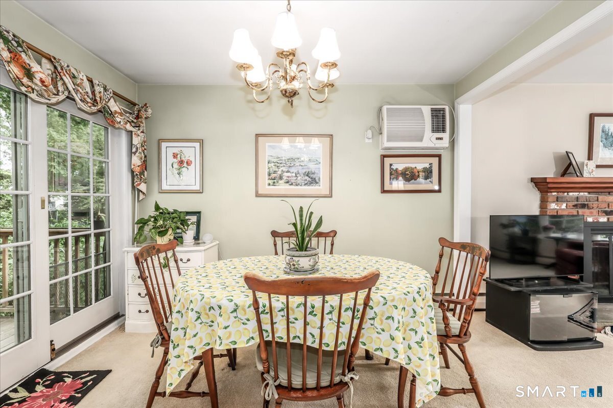 75 Centerbrook Road