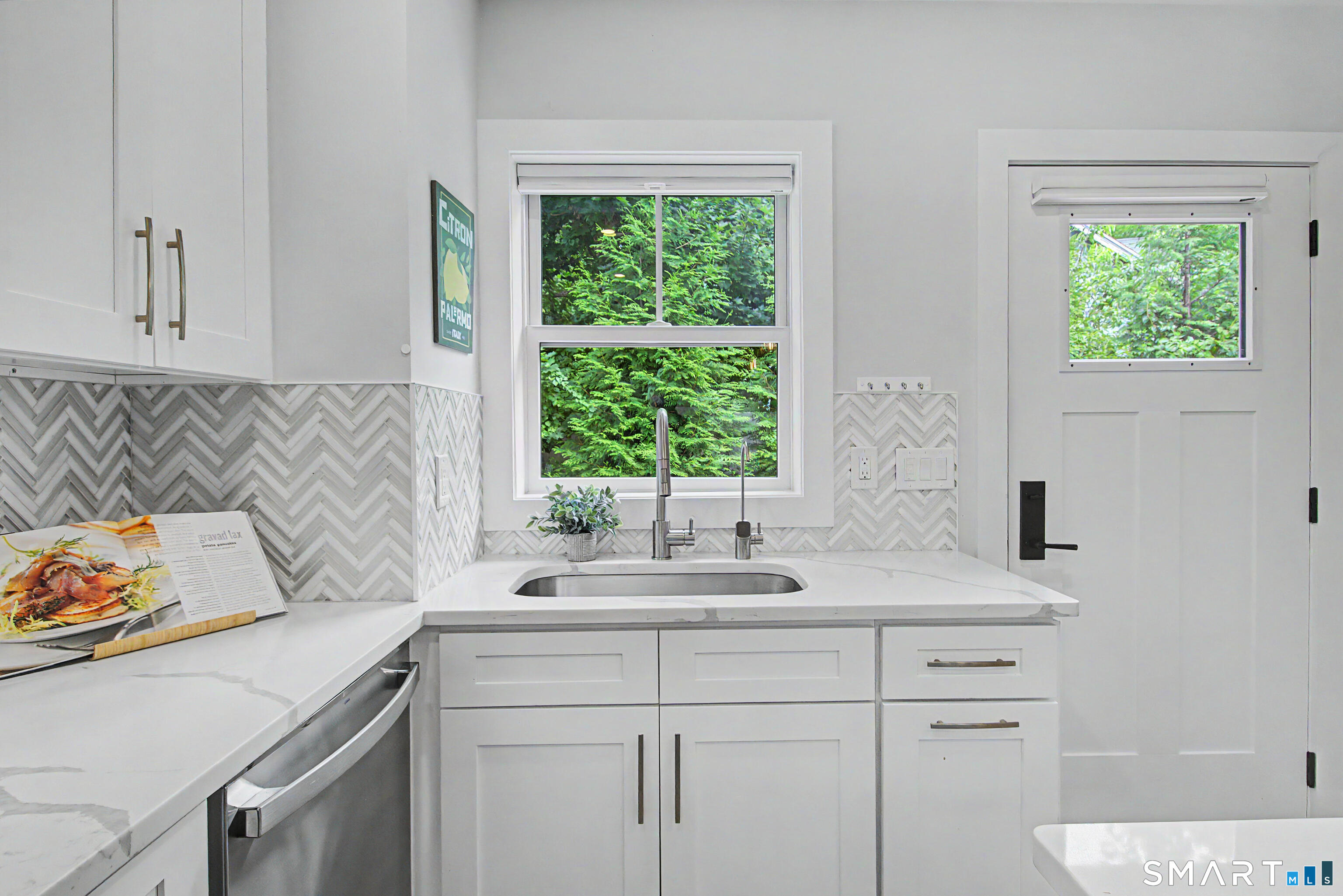 1 Howard Avenue C3