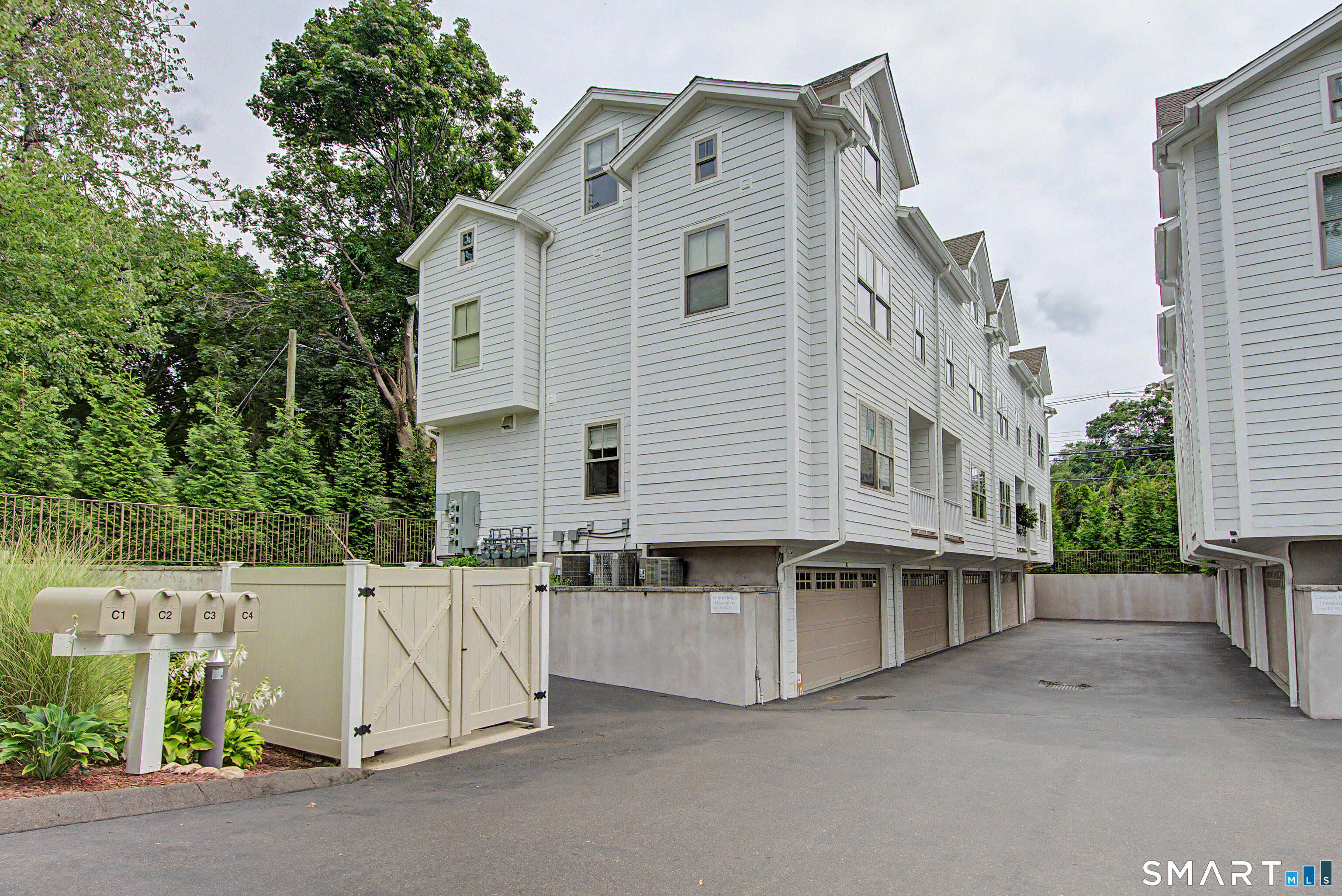 1 Howard Avenue C3
